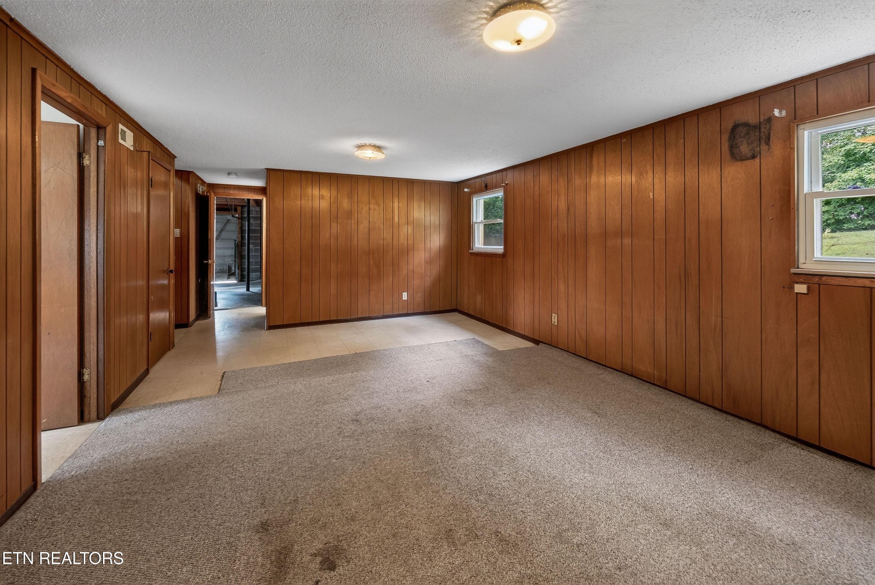 L40A9857 - 1213 April Drive, Knoxville, TN 37919, Knoxville