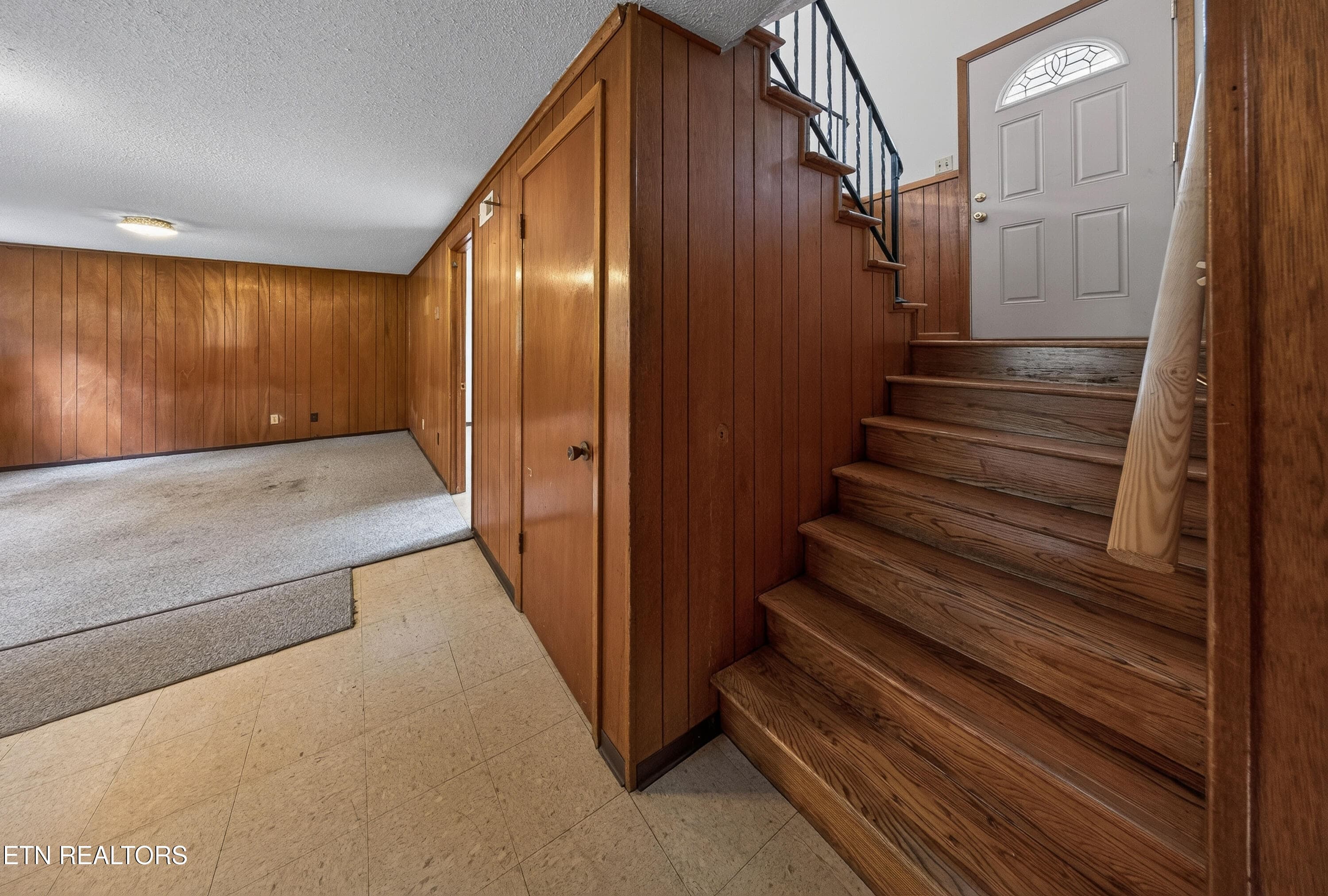L40A9871 - 1213 April Drive, Knoxville, TN 37919, Knoxville