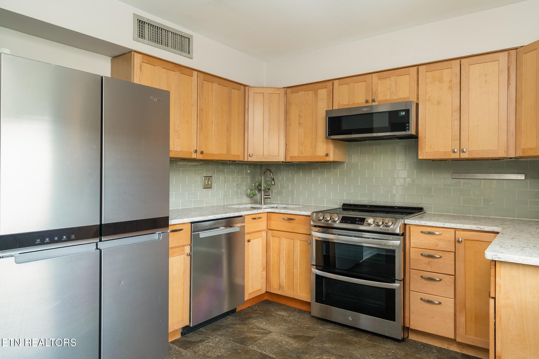untitled-9 - 1954 Cherokee Bluff Drive, Knoxville, TN 37920, Knoxville