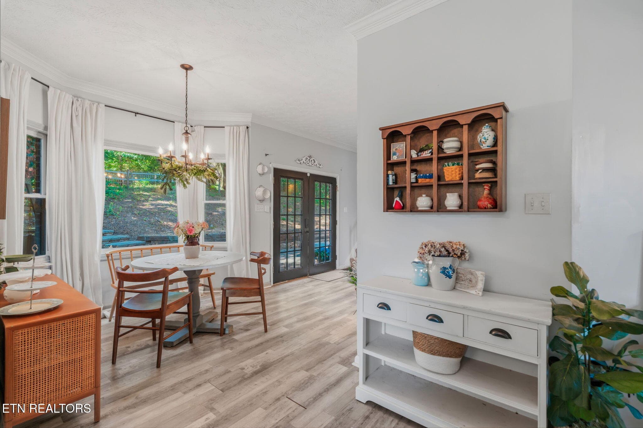 26-web-or-mls-5305 Beverly Oaks Drive-36 - 5305 Beverly Oaks Drive, Knoxville, TN 37918, Knoxville