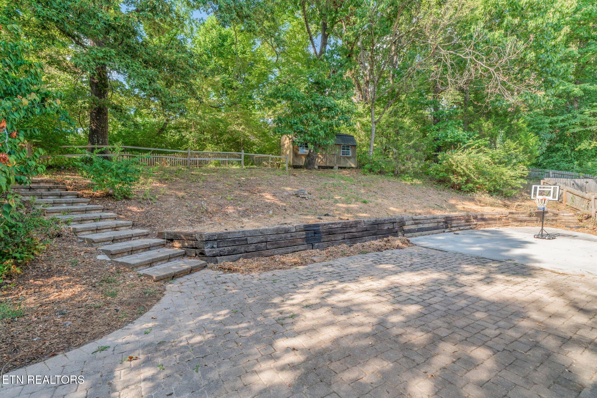 52-web-or-mls-5305 Beverly Oaks Drive-62 - 5305 Beverly Oaks Drive, Knoxville, TN 37918, Knoxville