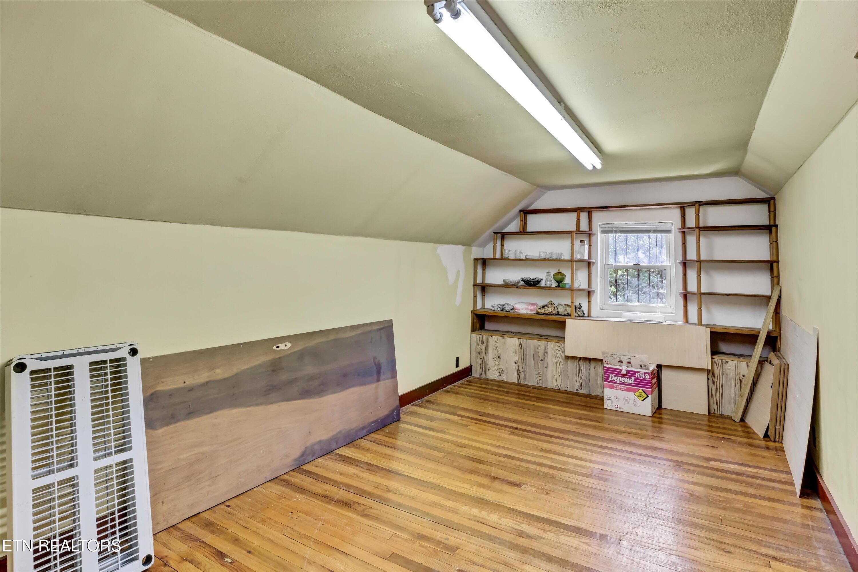 18-912 E Hendron Chapel Rd-18 - 912 E Hendron Chapel Rd, Knoxville, TN 37920, Knoxville