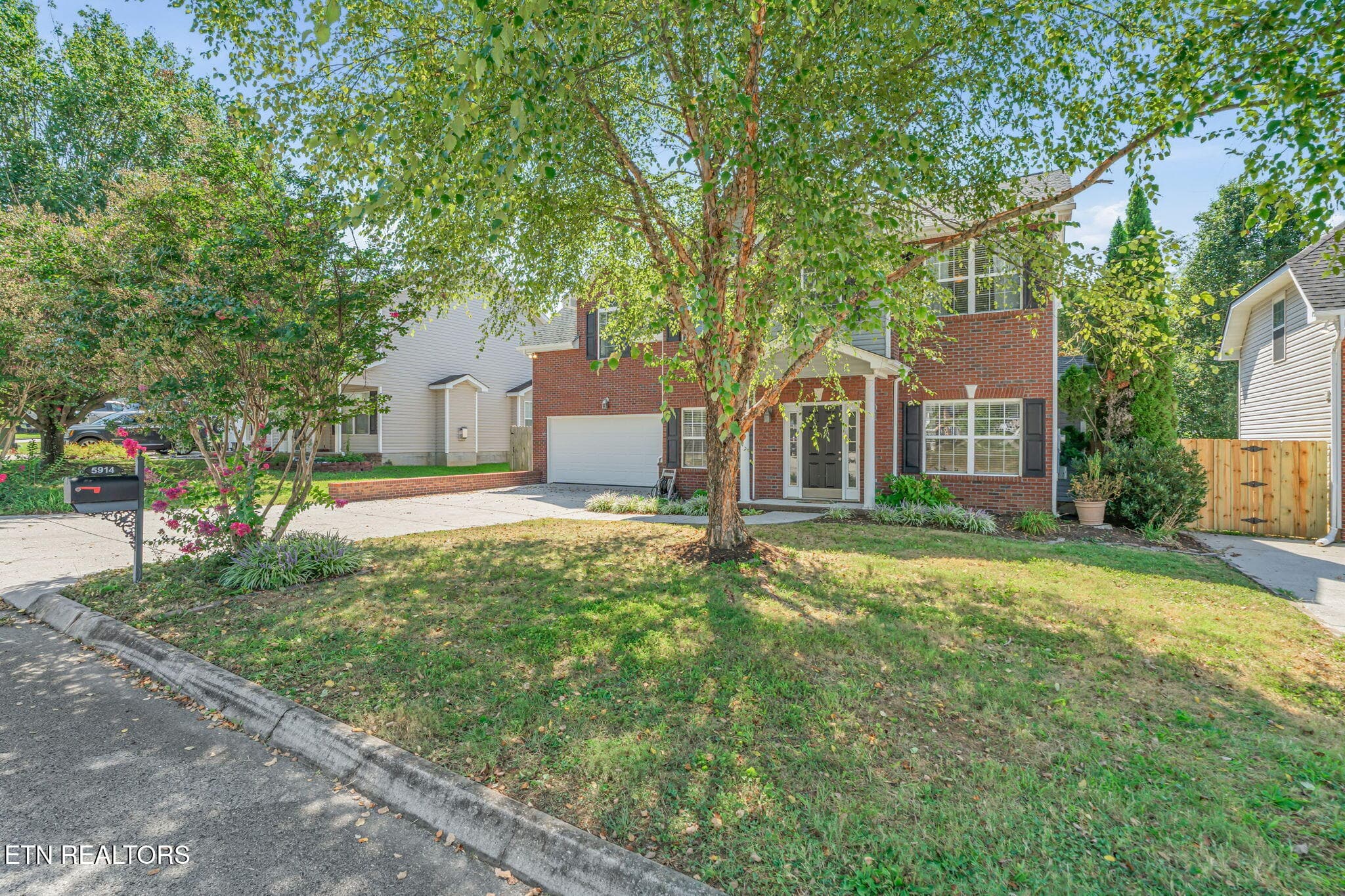 6-web-or-mls-5914 Gray Gables-47 - 5914 Gray Gables Drive, Knoxville, TN 37931