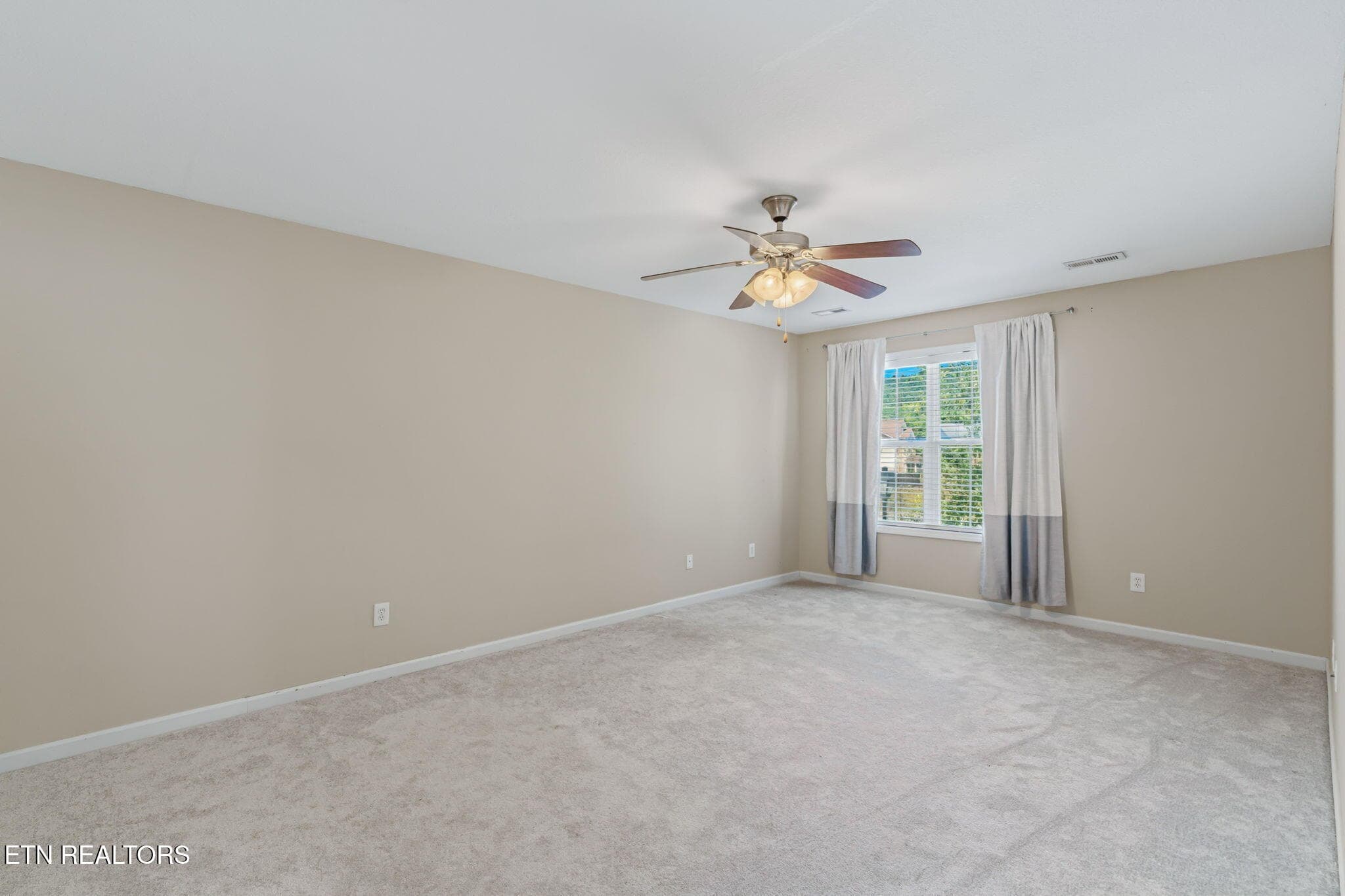 27-web-or-mls-5914 Gray Gables-24 - 5914 Gray Gables Drive, Knoxville, TN 37931