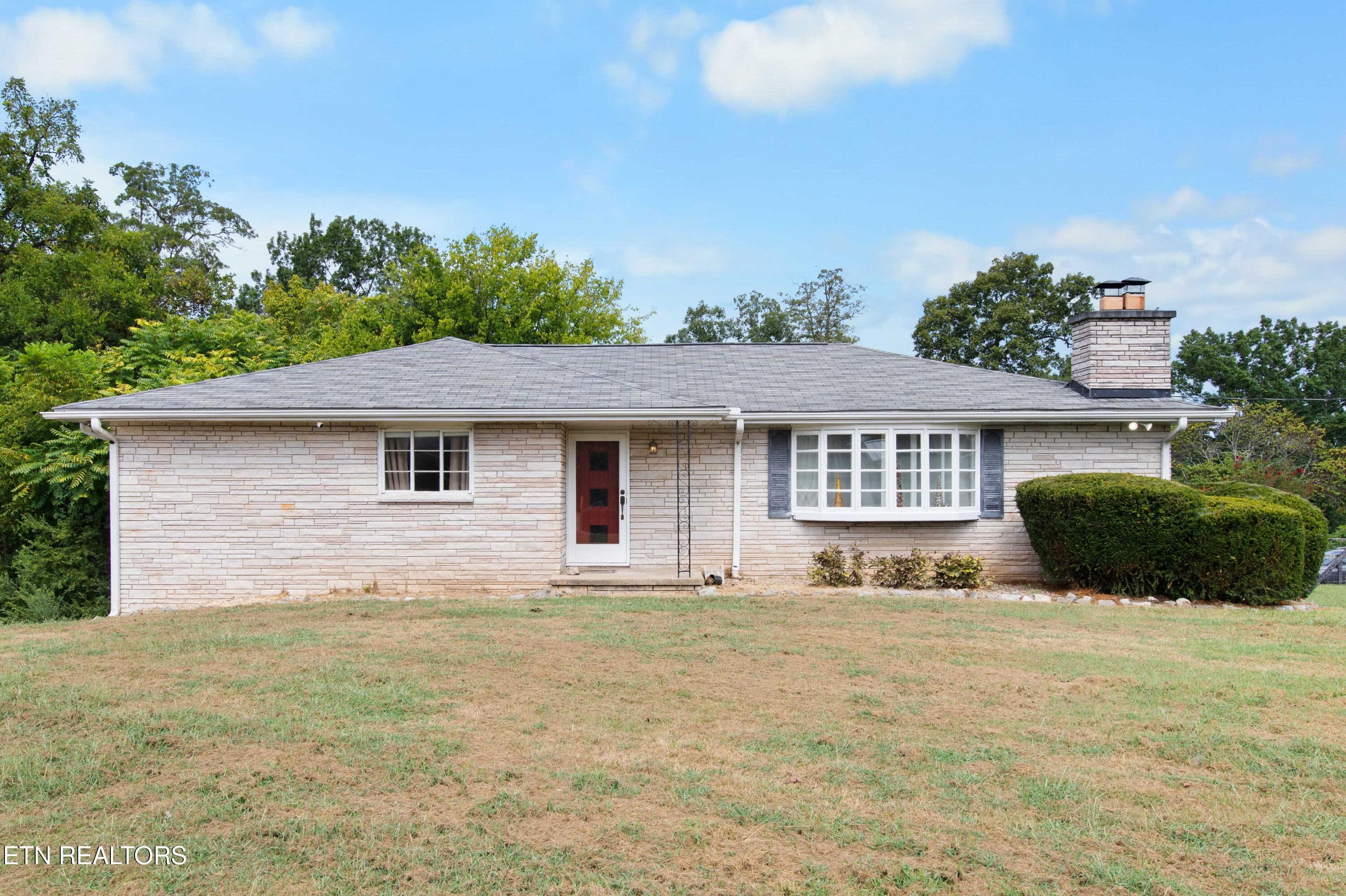 217 Linford Rd, Knoxville, TN 37920
