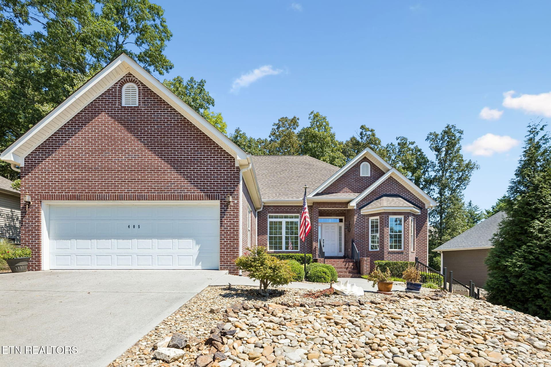405 Tanasi Way, Loudon, TN 37774