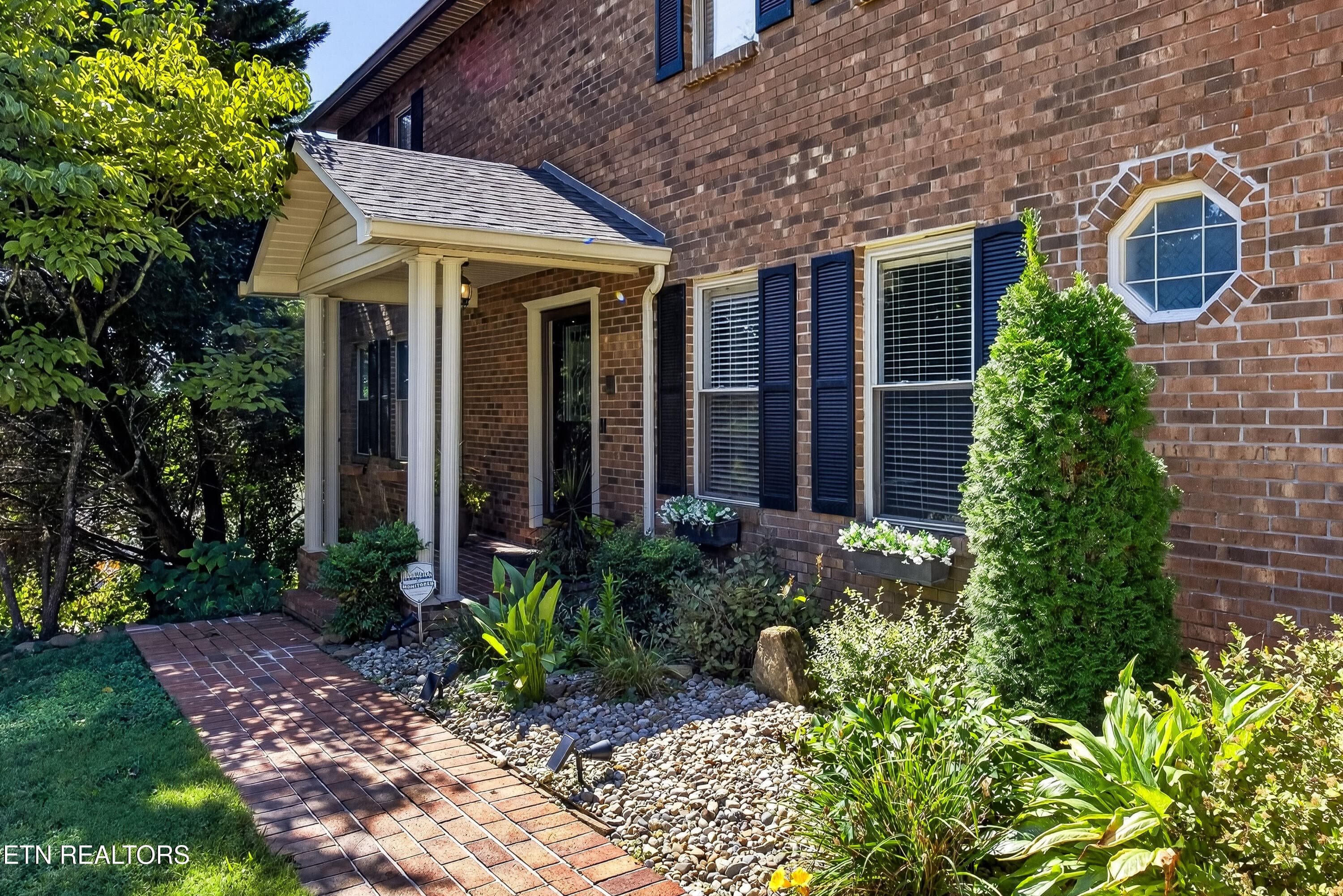 Front Porch - 12516 Pony Express Drive, Knoxville, TN 37934, Knoxville