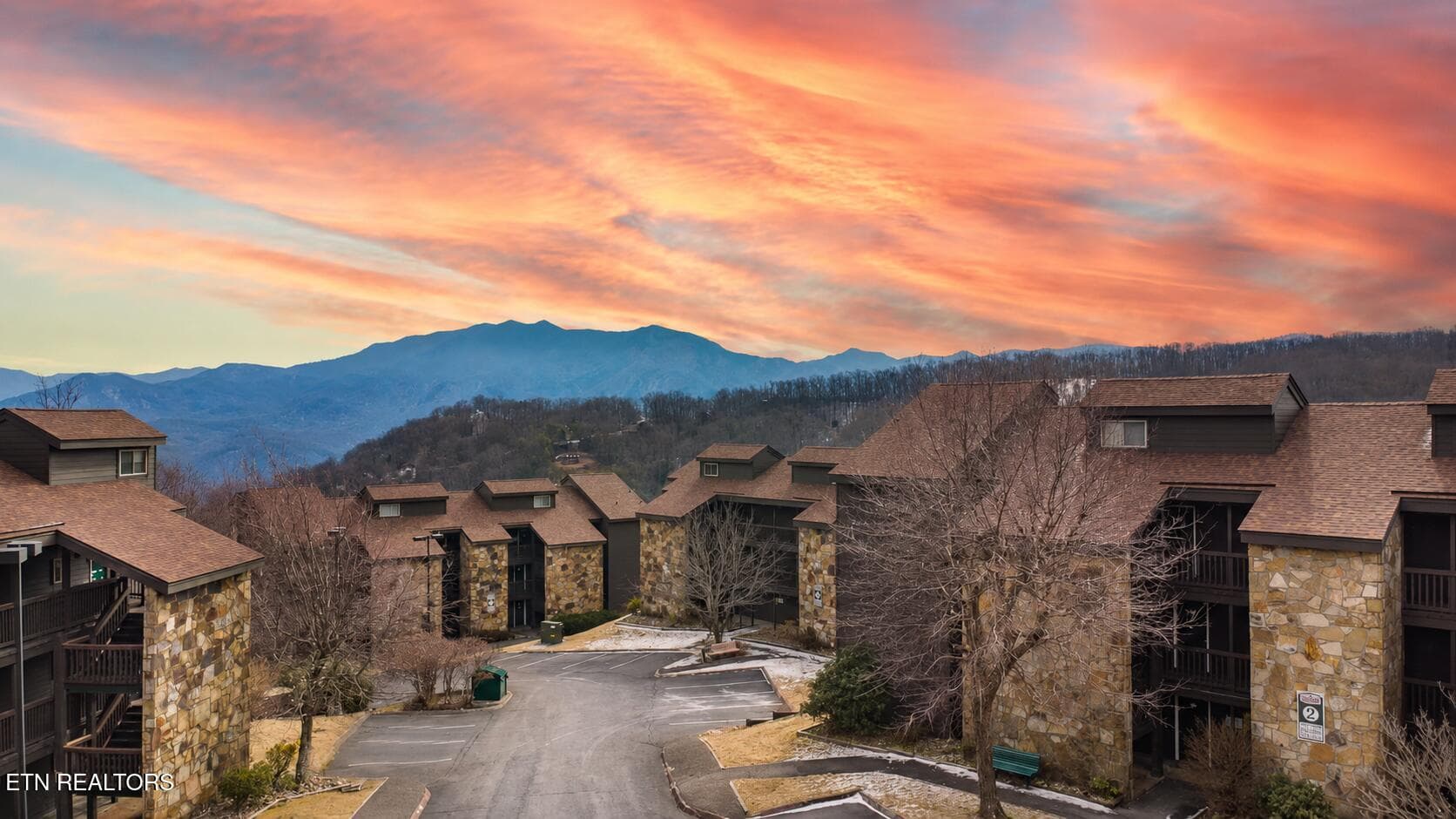 adeeabc9-b8e4-4527-95bc-99b0f85a3fca - 1380 Ski View Drive APT 5202, Gatlinburg, TN 37738