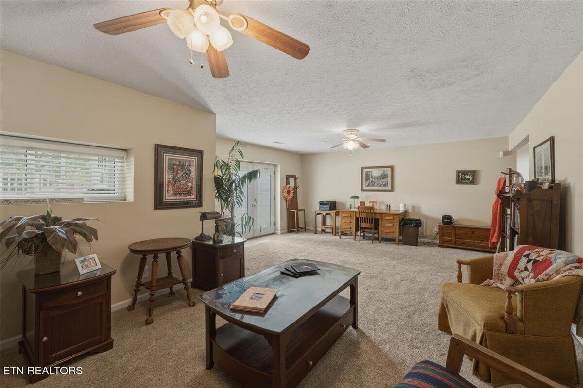 Basement Rec Room - 2365 Conners Creek, Knoxville, TN 37932, Knoxville