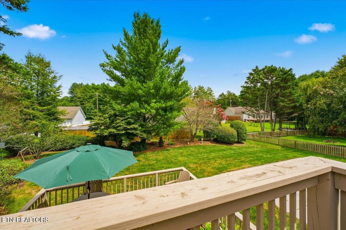 2-Tiered Deck - 2365 Conners Creek, Knoxville, TN 37932, Knoxville