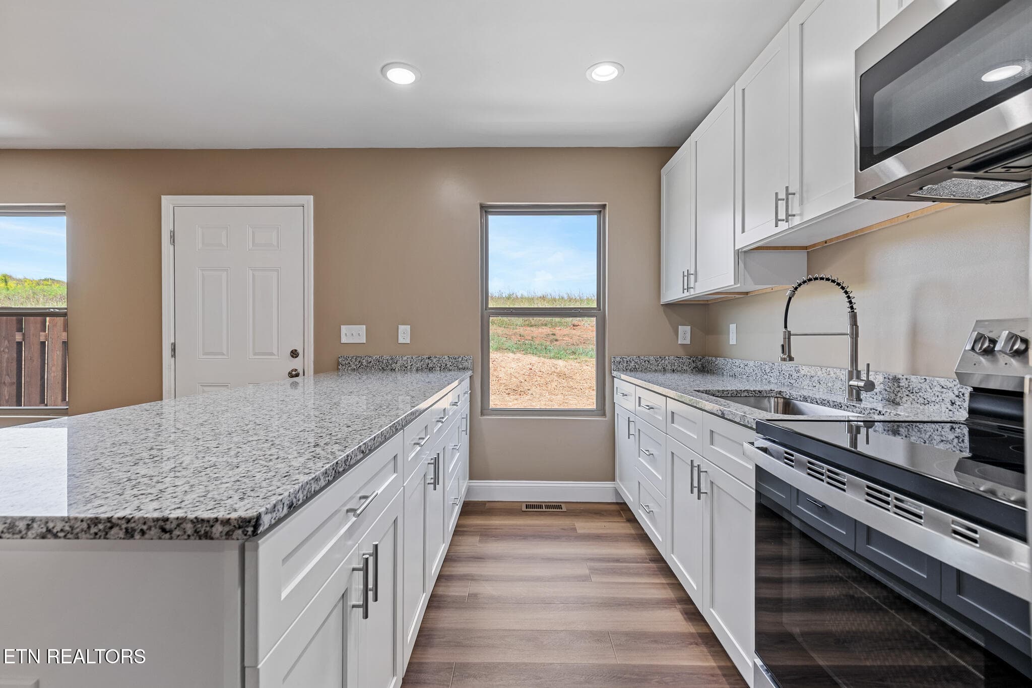 5 Plex County Garage Rd - Sevierville-21 - 120 County Garage Rd, Sevierville, TN 37876