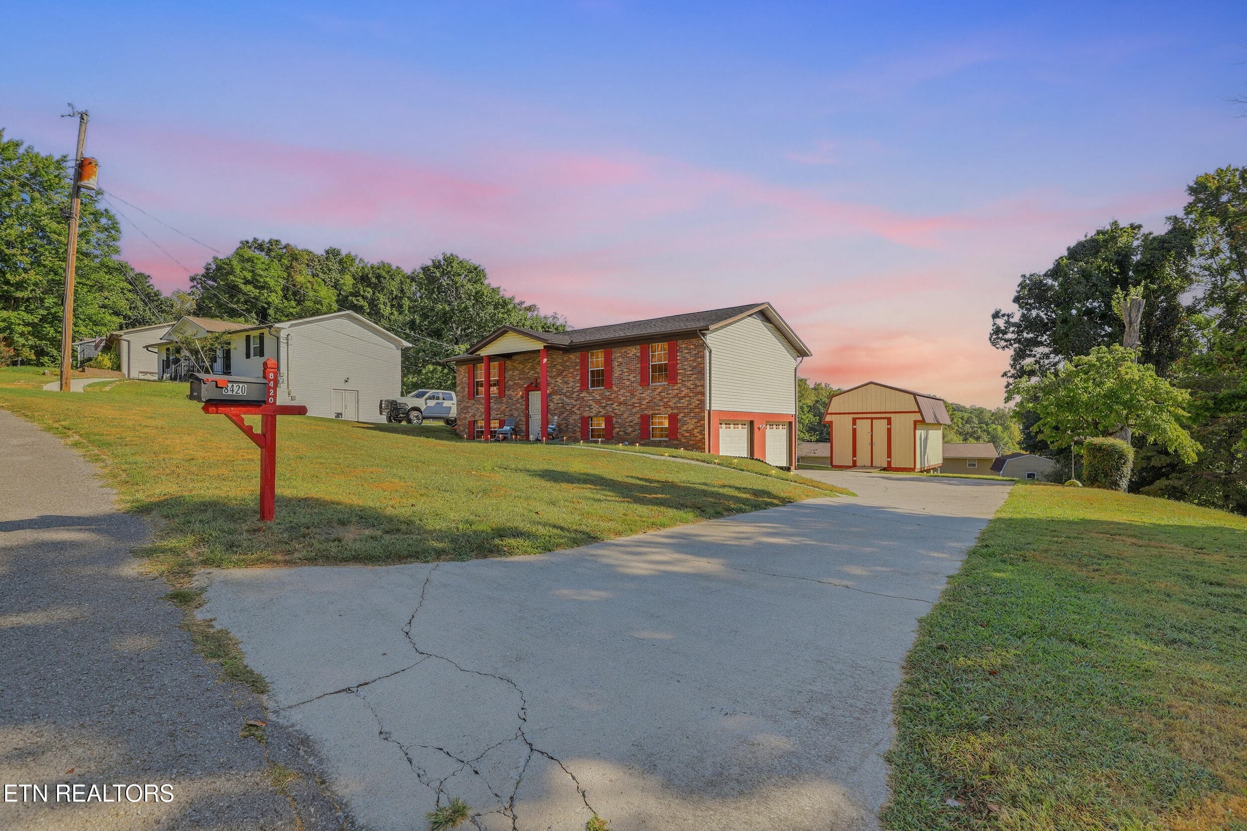 003_twilight - 8420 Grane Lefe St, Knoxville, TN 37938, Knoxville