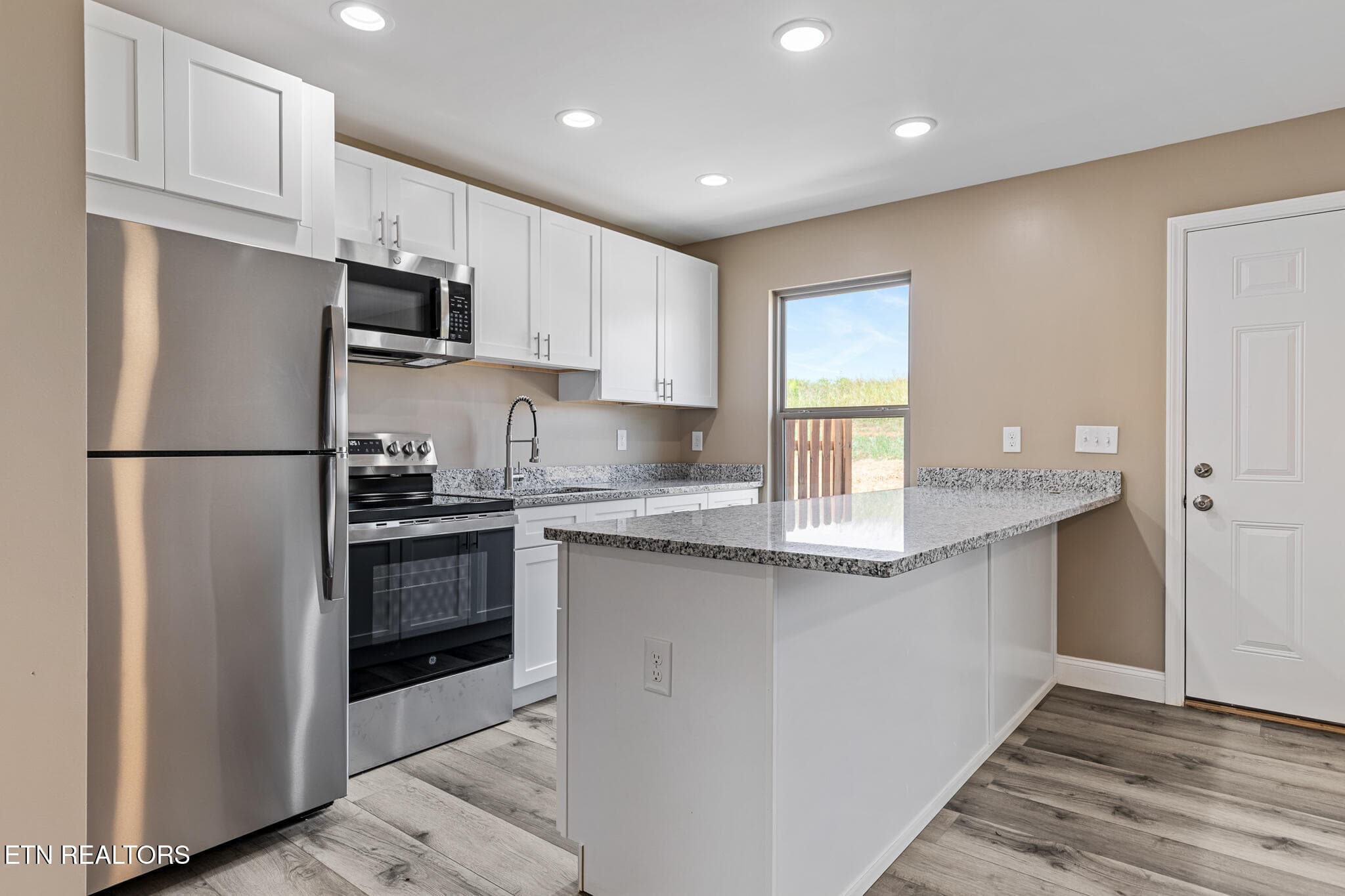 5 Plex County Garage Rd - Sevierville-38 - 120 County Garage Rd, Sevierville, TN 37876