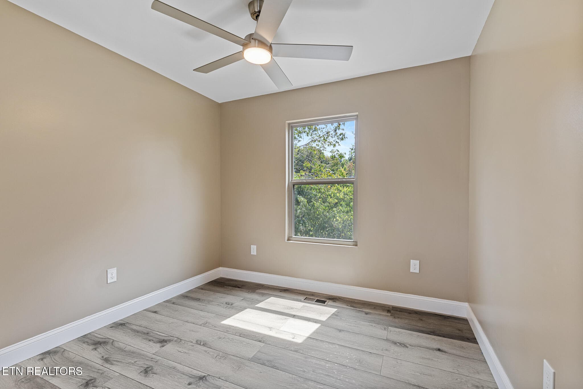 5 Plex County Garage Rd - Sevierville-42 - 120 County Garage Rd, Sevierville, TN 37876