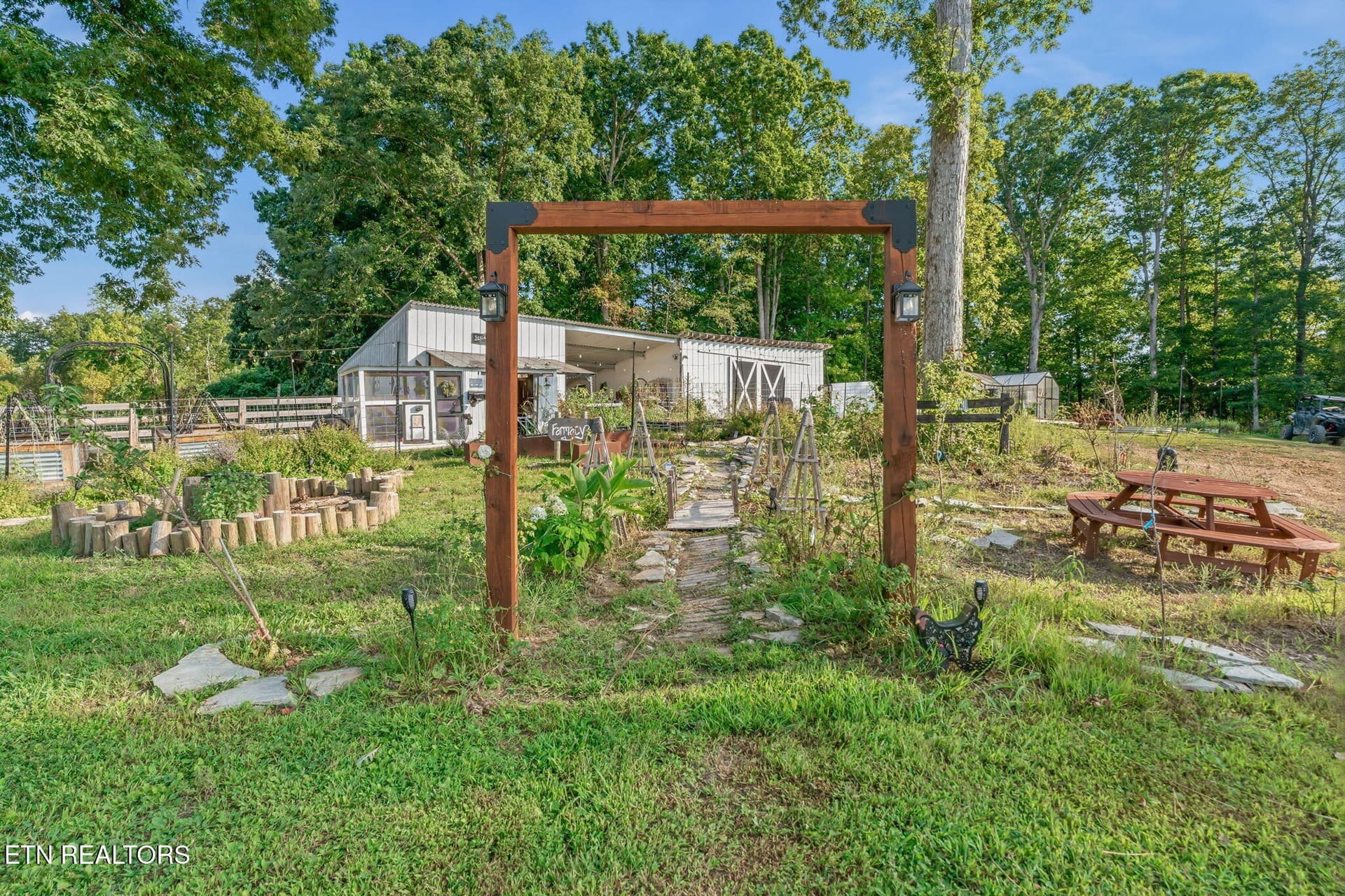 26-web-or-mls-340 Honeybee Lane-27 - 340 Honeybee Lane, Kingston, TN 37763