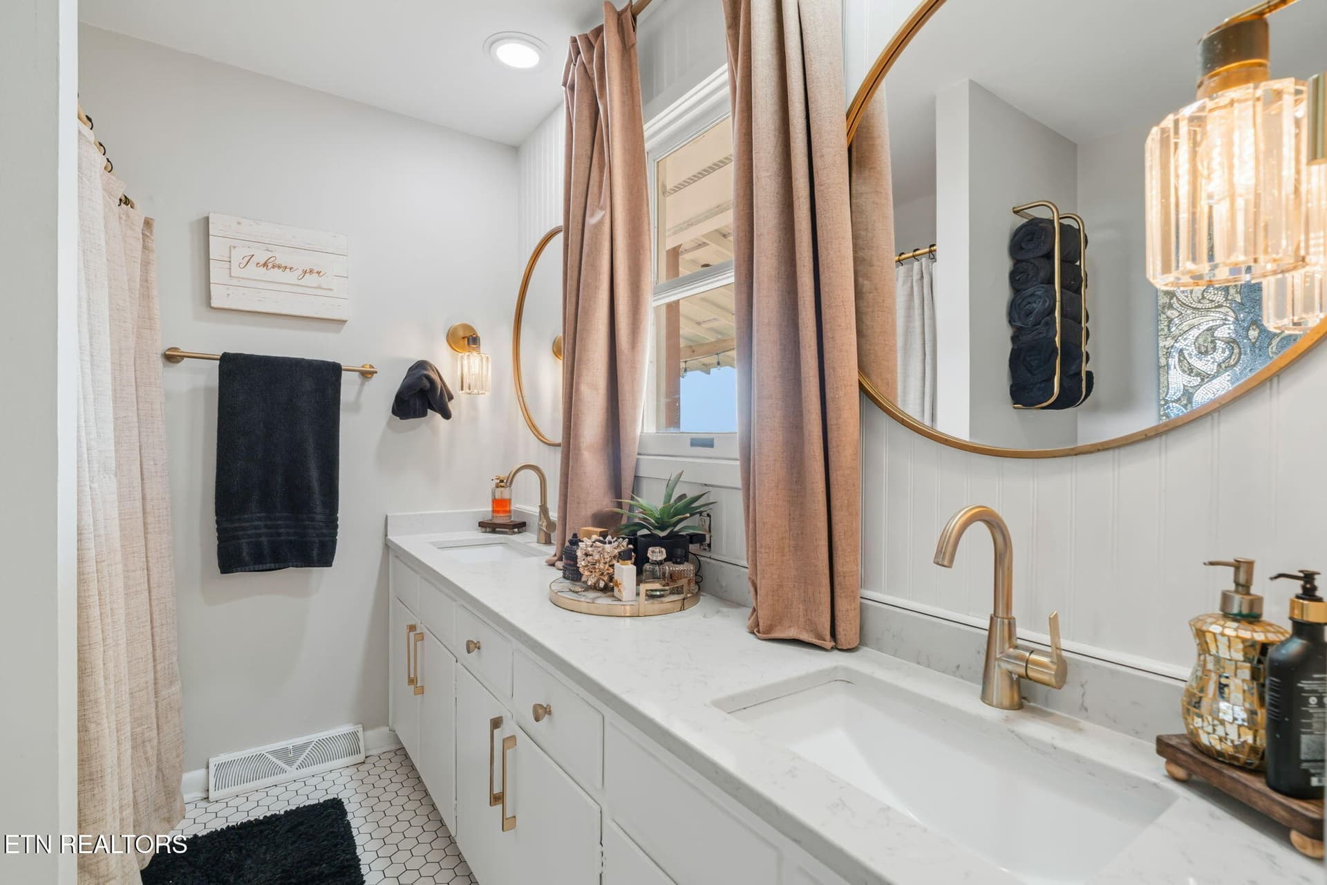 90-web-or-mls-340 Honeybee Lane-89 - 340 Honeybee Lane, Kingston, TN 37763