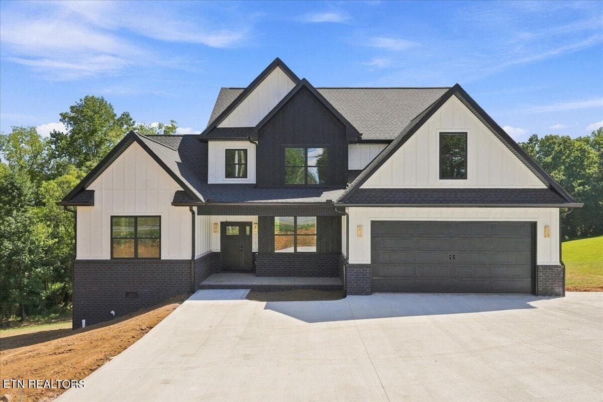 3504 Davis Ford Rd, Maryville, TN 37804