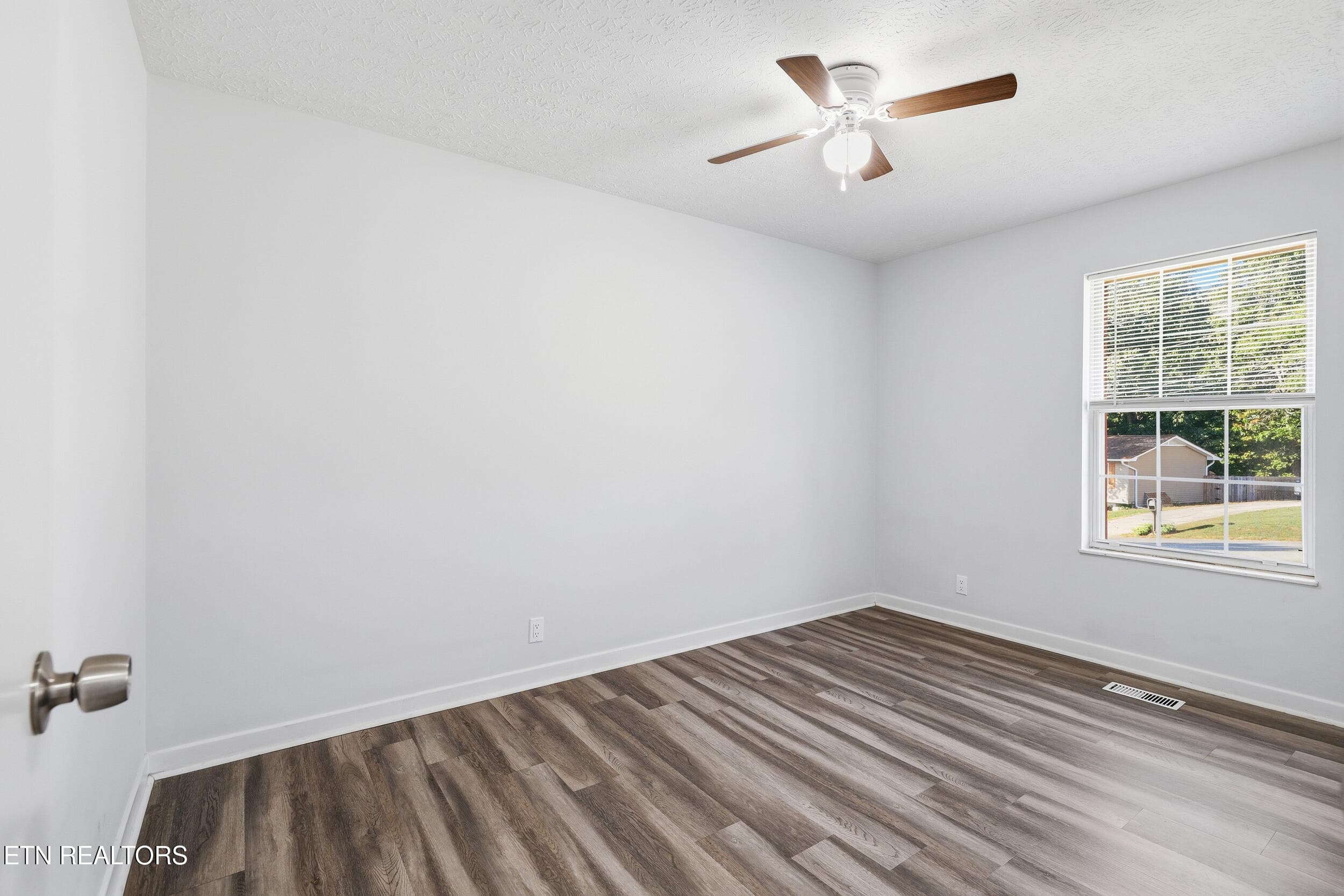 039 - 8420 Grane Lefe St, Knoxville, TN 37938, Knoxville