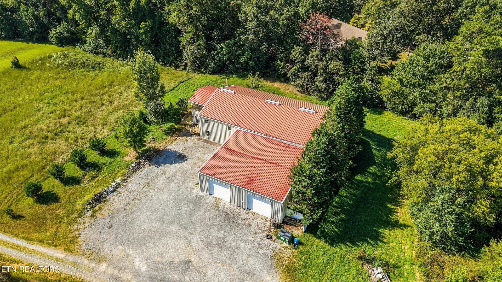 5710 Sevierville Rd, Seymour, TN 37865