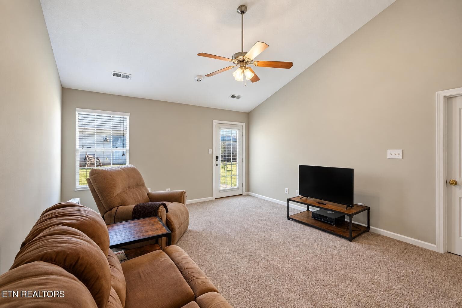 Living Area - 3707 Sean Grove Way, Knoxville, TN 37921, Knoxville