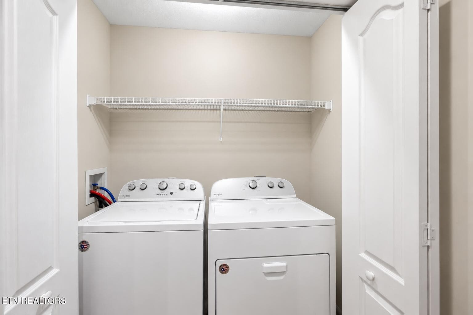 Laundry - 3707 Sean Grove Way, Knoxville, TN 37921, Knoxville