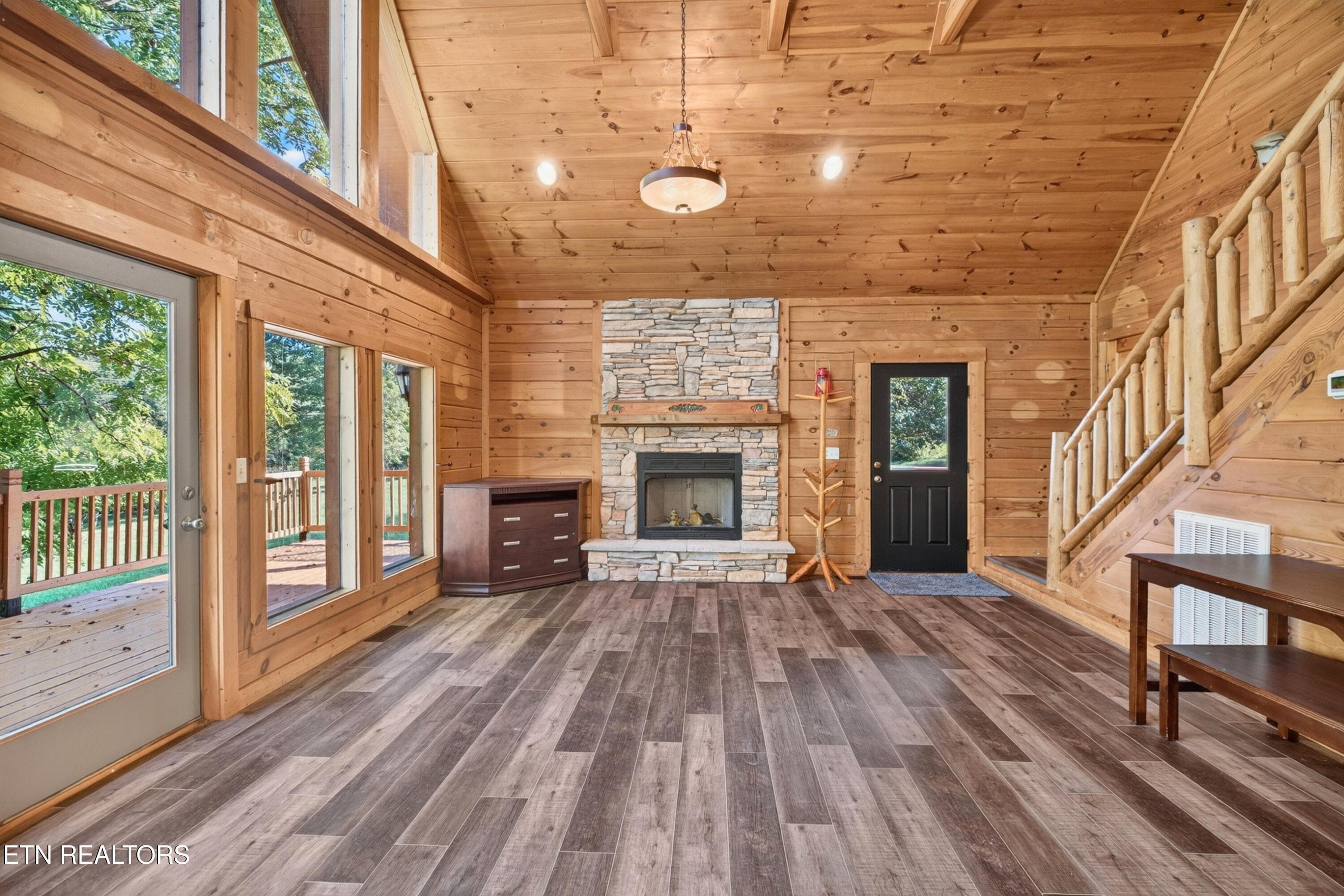 007-1617WestDumplinValleyRoad-NewMarket- - 1617 W Dumplin Valley Rd, New Market, TN 37820, New Market