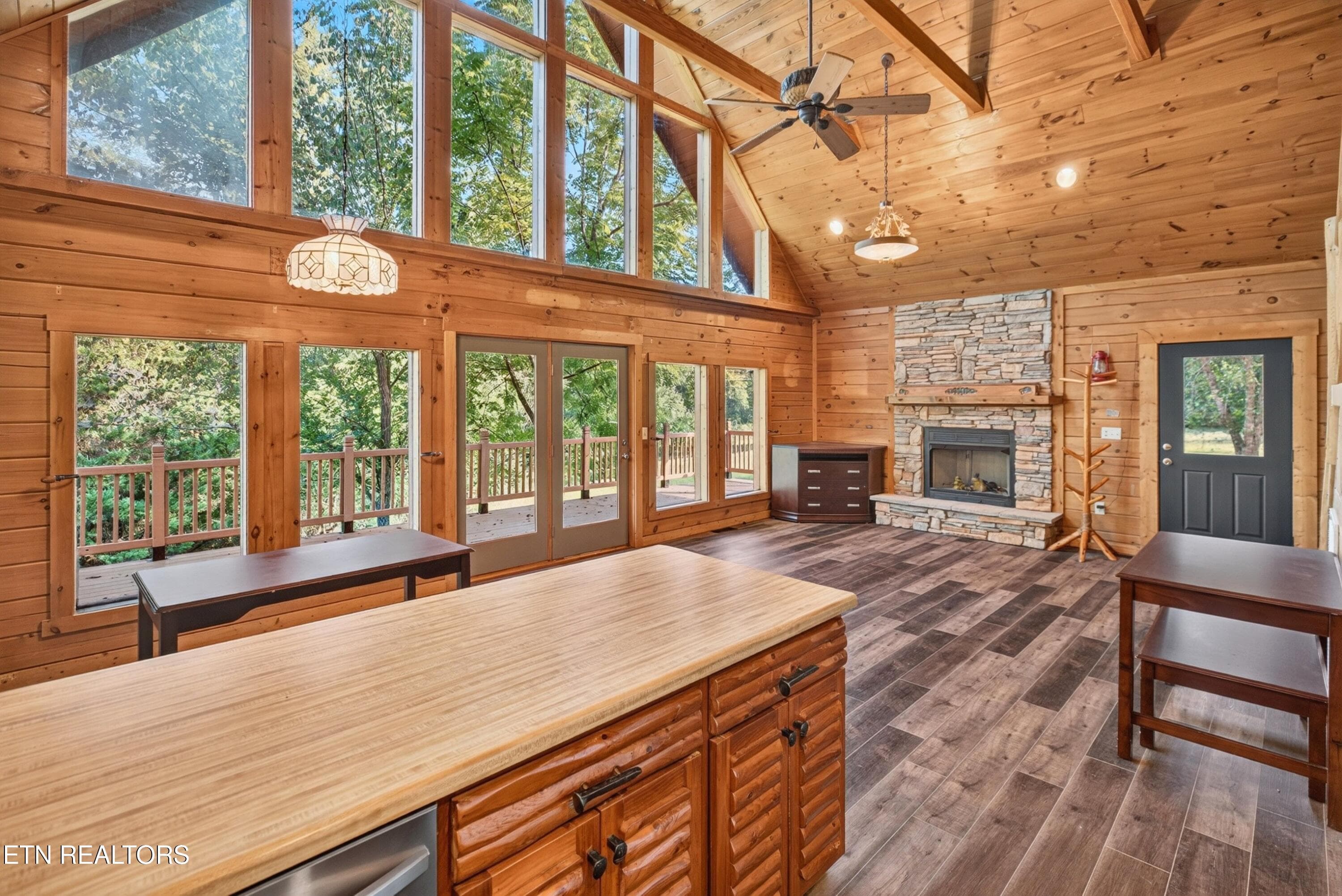 010-1617WestDumplinValleyRoad-NewMarket- - 1617 W Dumplin Valley Rd, New Market, TN 37820, New Market