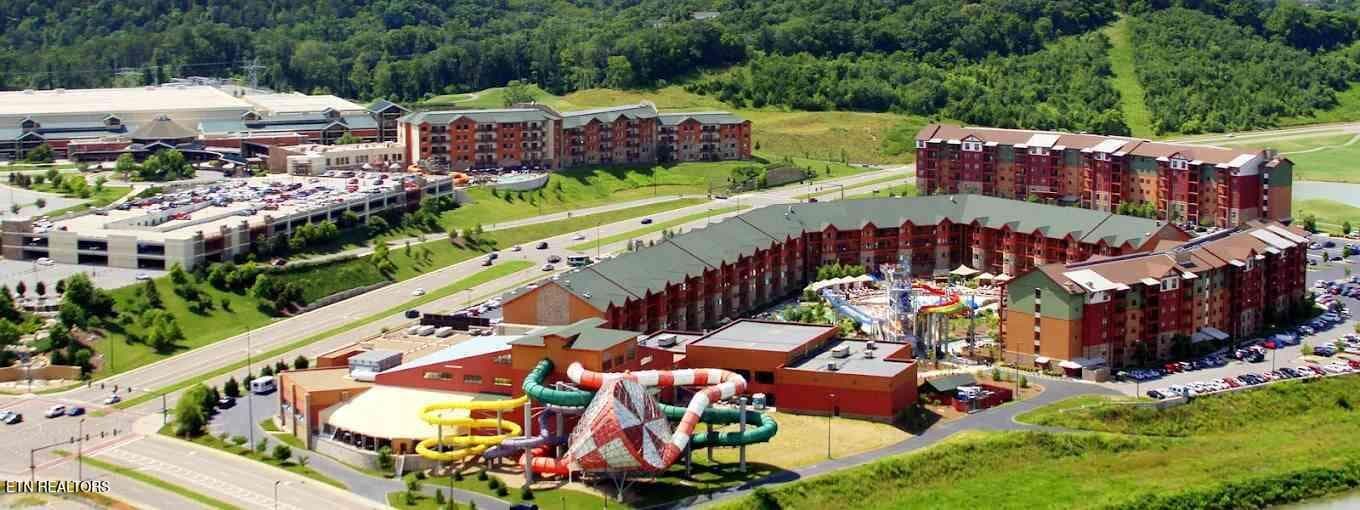 1424 Old Knoxville Hwy 12064/6, Sevierville, TN 37876
