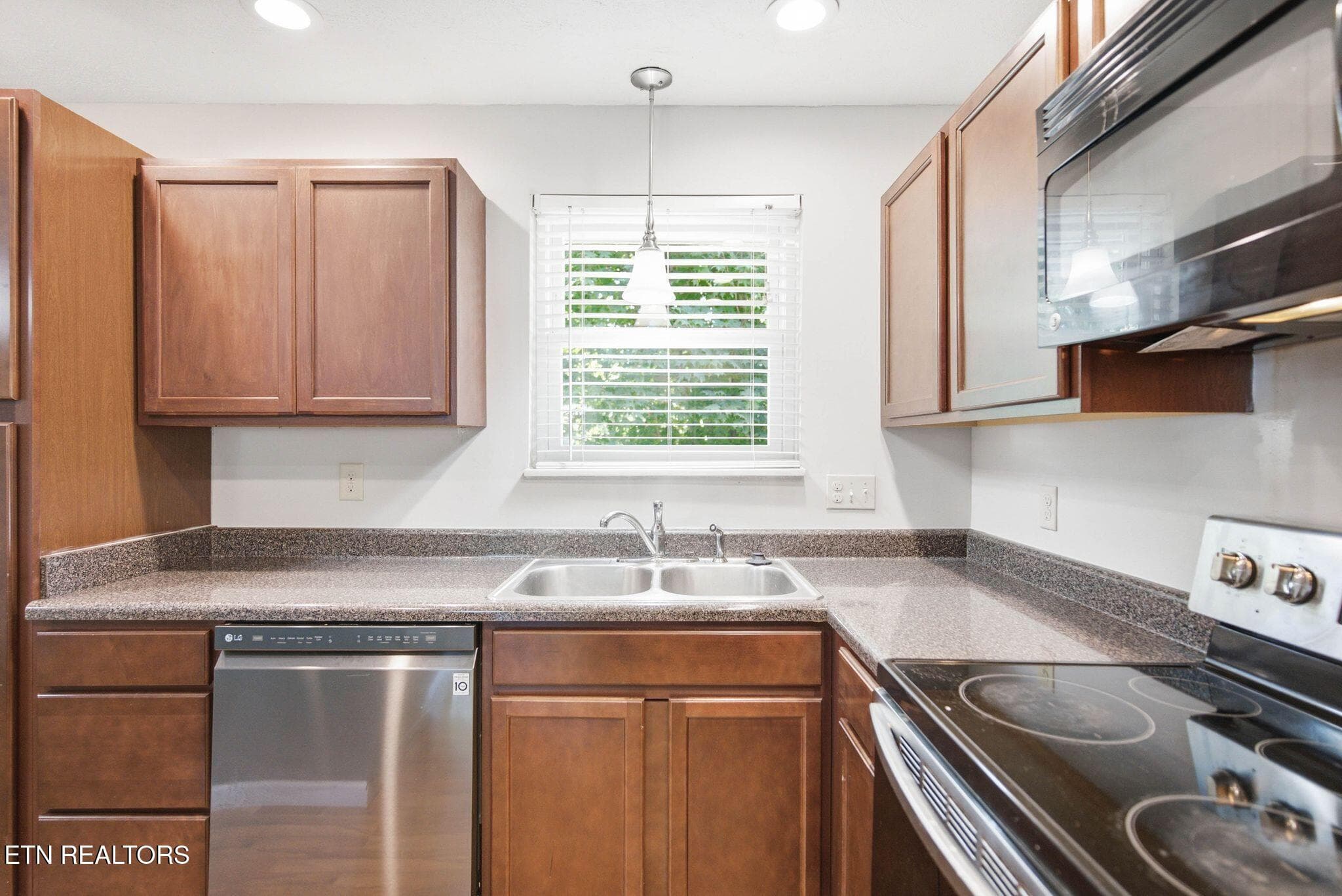 6560 W Garwood Cir-11 - 6560 W Garwood Circle, Knoxville, TN 37918, Knoxville