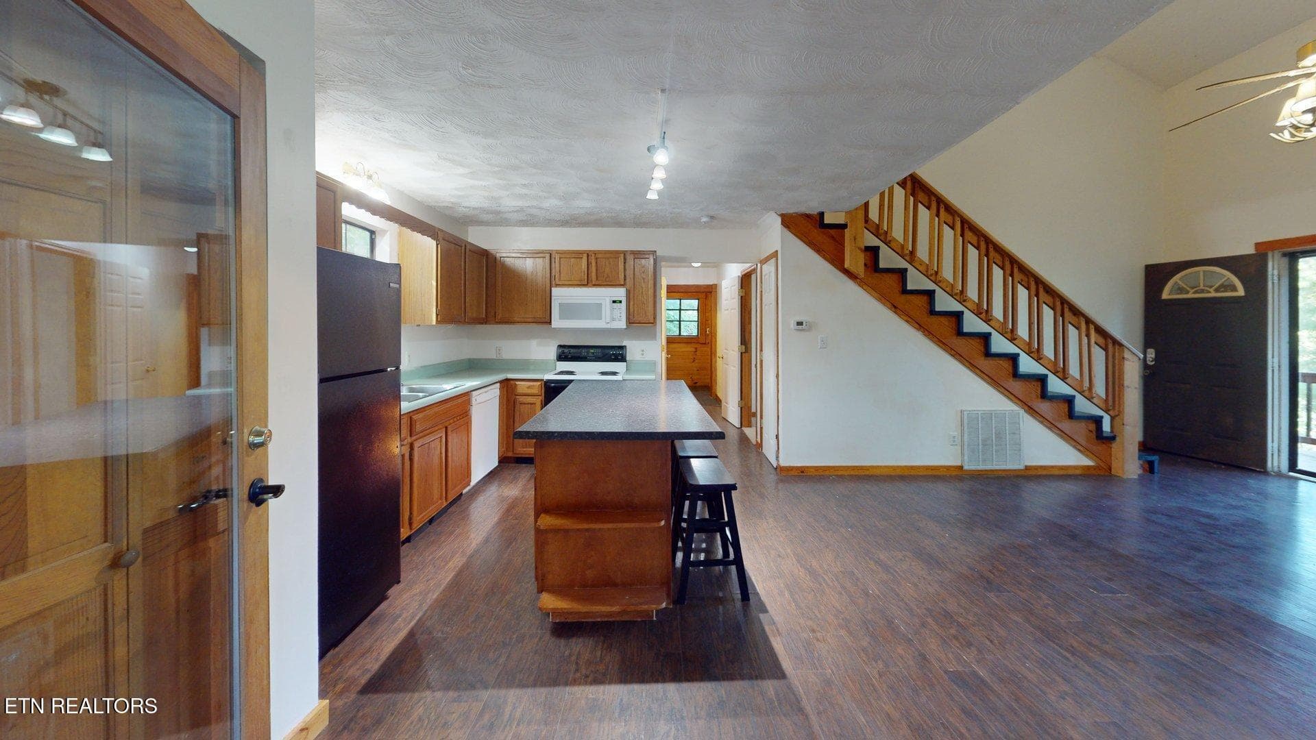 2817-Mountain-View-Cir-Kitchen - 2817 Mountain View Circle, Pigeon Forge, TN 37862, Pigeon Forge