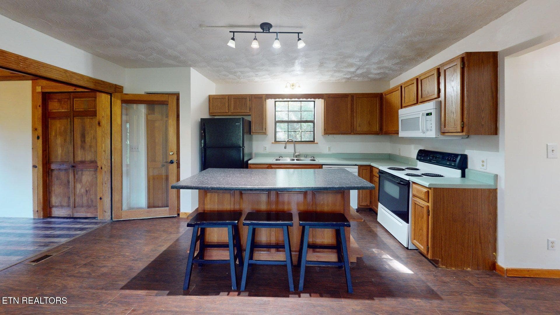 2817-Mountain-View-Cir-Kitchen 1 - 2817 Mountain View Circle, Pigeon Forge, TN 37862, Pigeon Forge