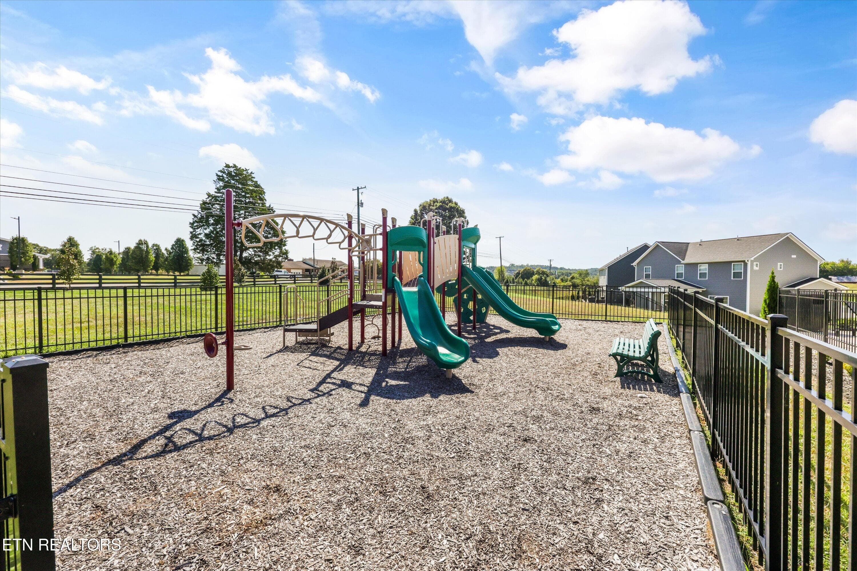 48-1645 Spring Berry Ln 50 - 1645 Spring Berry Lane, Knoxville, TN 37924, Knoxville