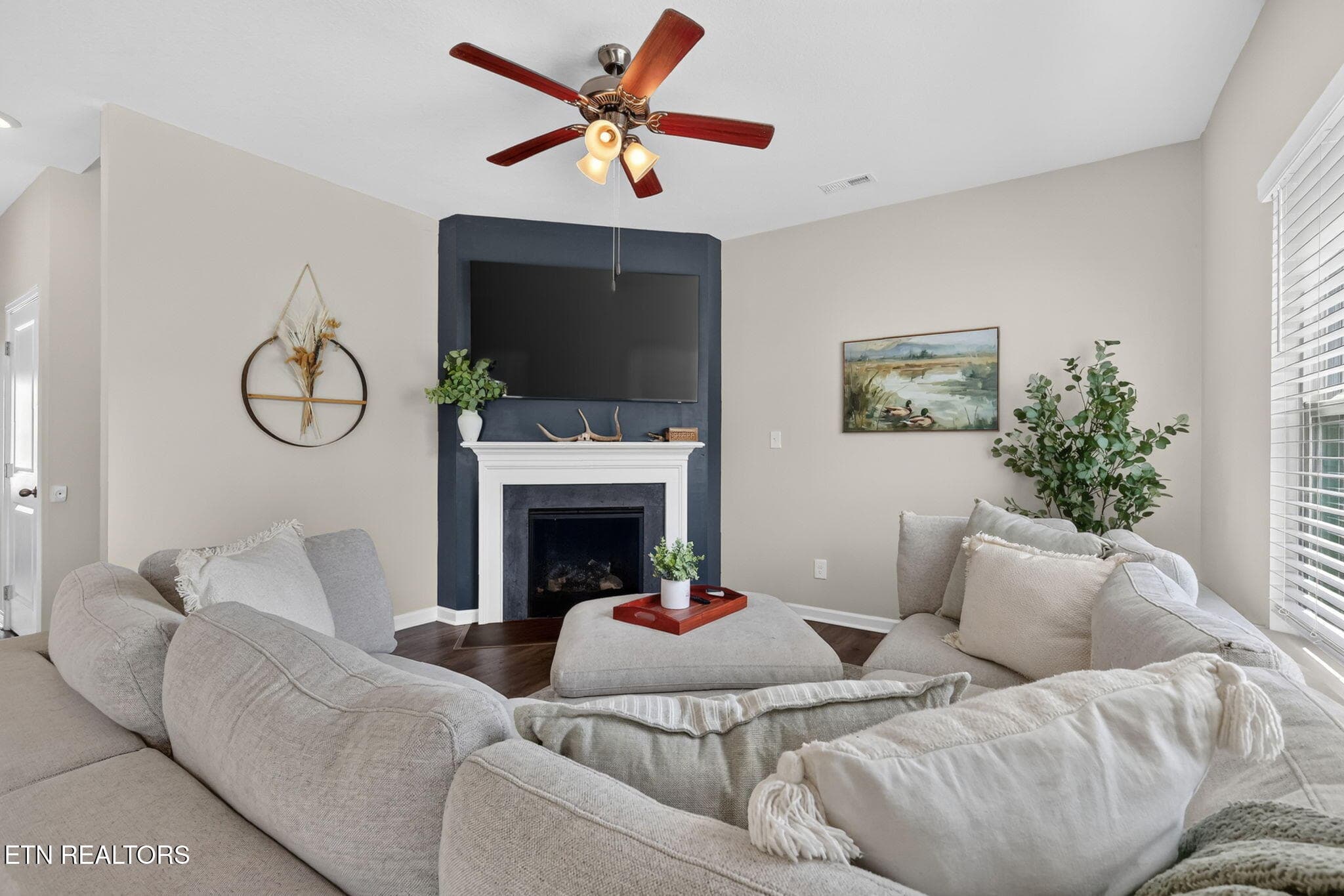 20-web-or-mls-3F1A4377 - 8647 Satellite Lane, Knoxville, TN 37920, Knoxville