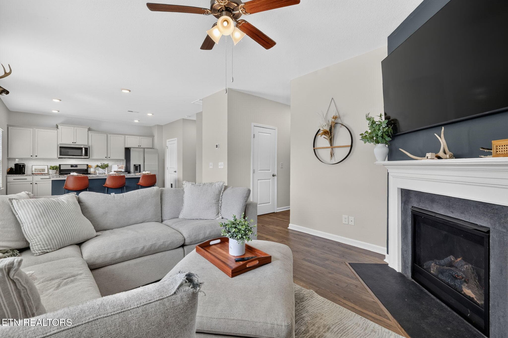 23-web-or-mls-3F1A4387 - 8647 Satellite Lane, Knoxville, TN 37920, Knoxville