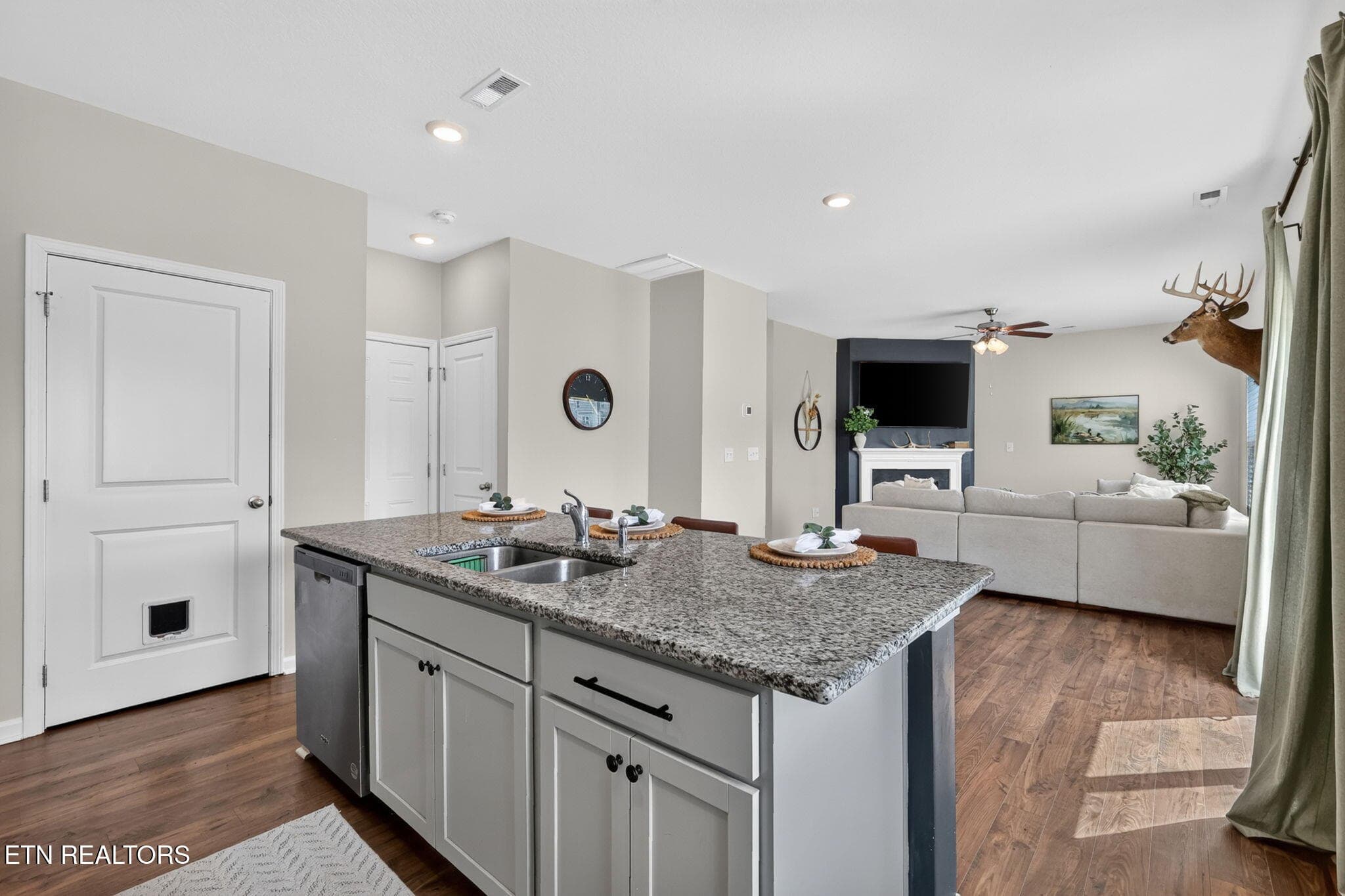 35-web-or-mls-3F1A4434 - 8647 Satellite Lane, Knoxville, TN 37920, Knoxville