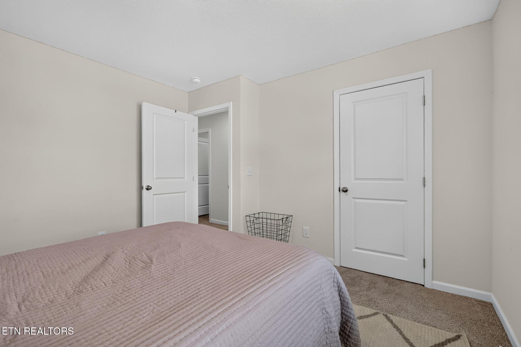 39-web-or-mls-3F1A4452 - 8647 Satellite Lane, Knoxville, TN 37920, Knoxville