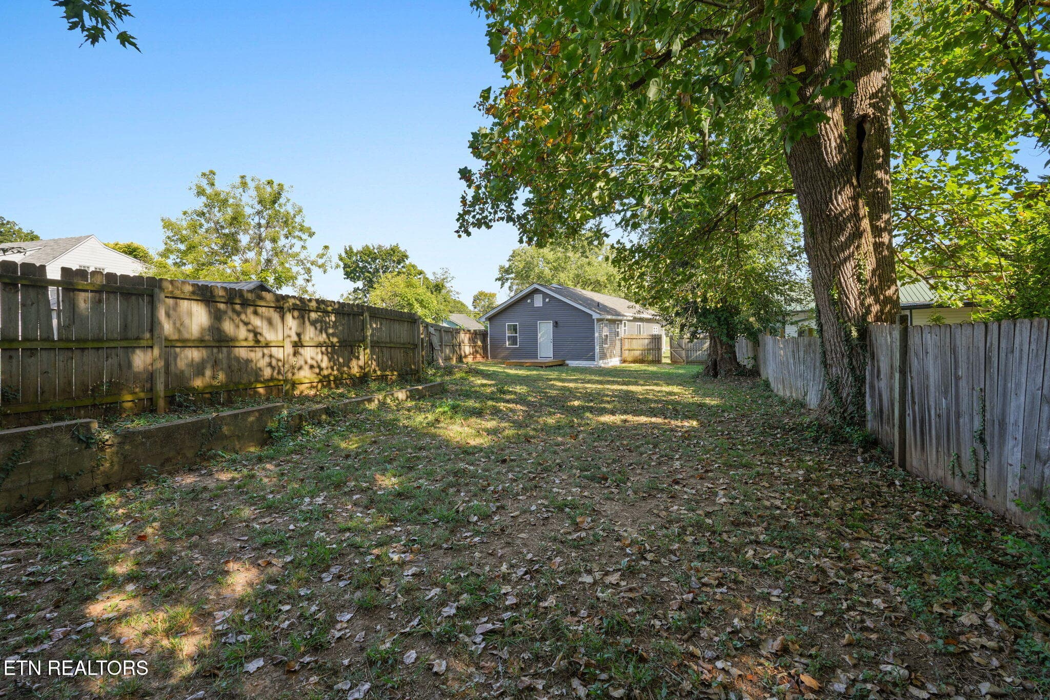 2-web-or-mls-DSC03223 - 1716 Minnis Ave, Knoxville, TN 37920, Knoxville
