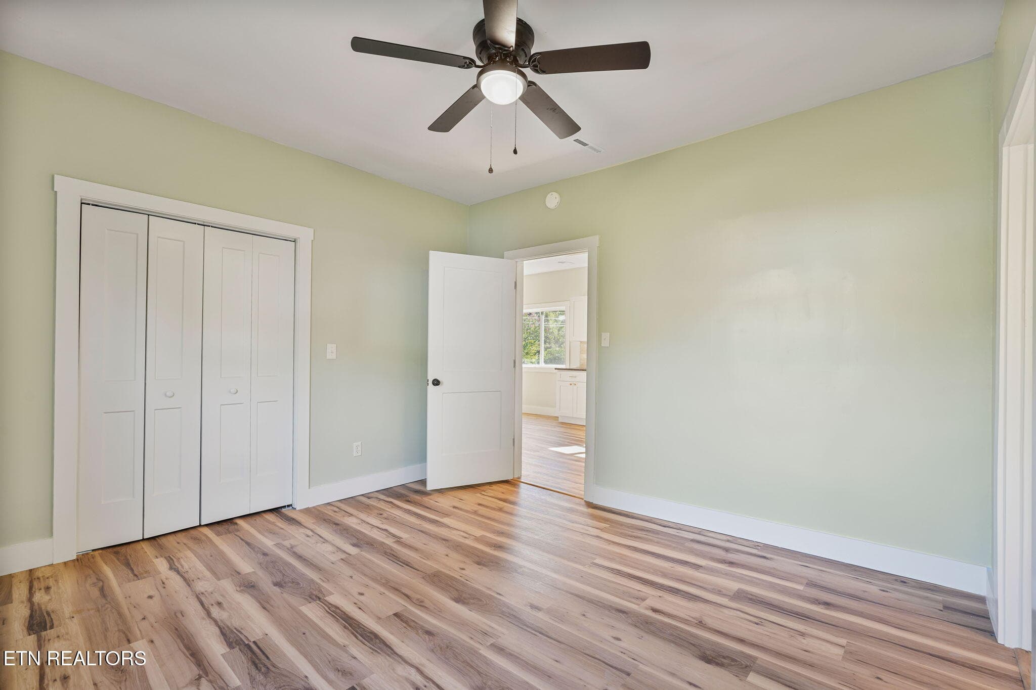 16-web-or-mls-DSC03342 - 1716 Minnis Ave, Knoxville, TN 37920, Knoxville