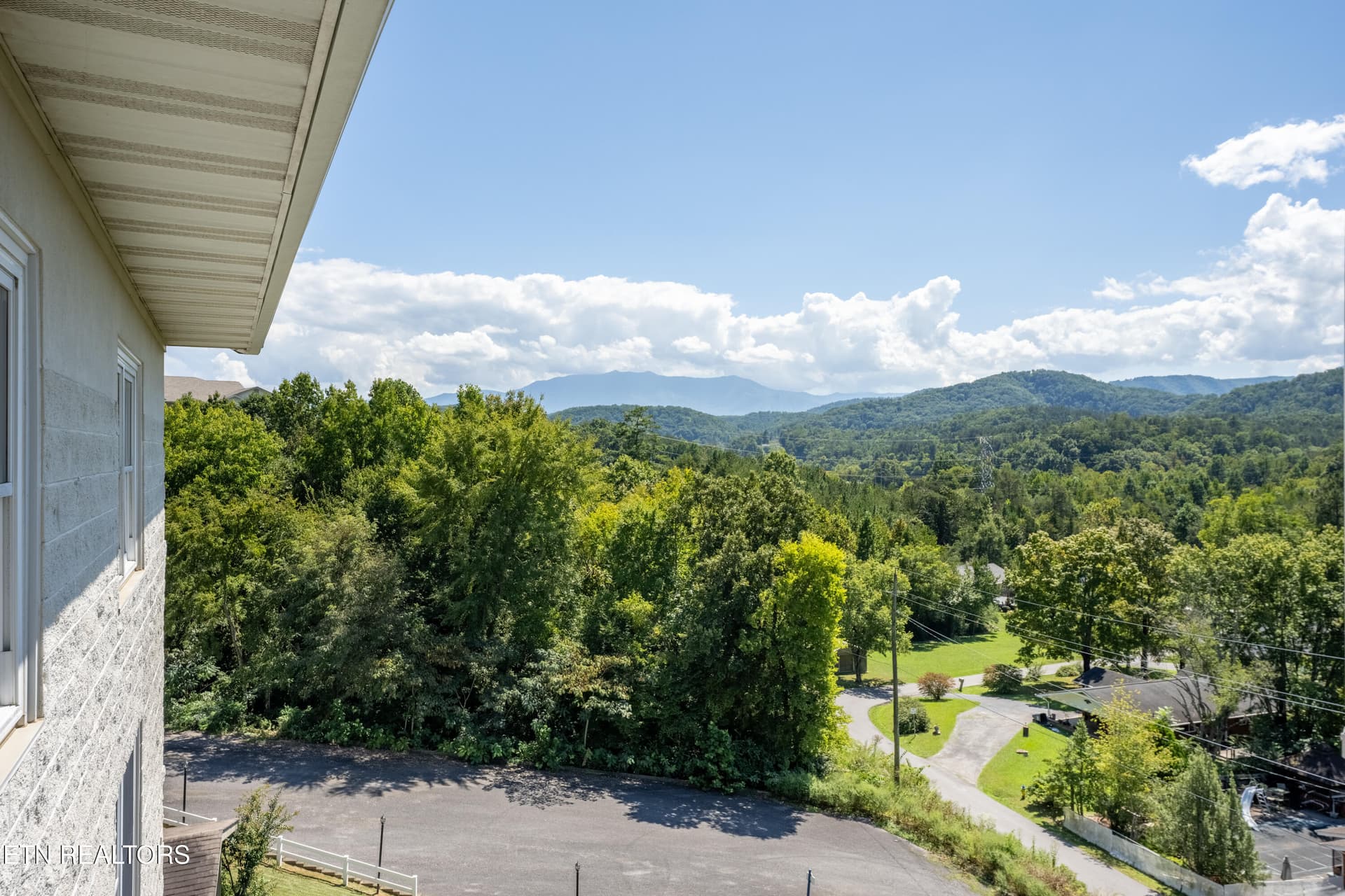 File 18 - 205 Ogle Drive 551, Pigeon Forge, TN 37863