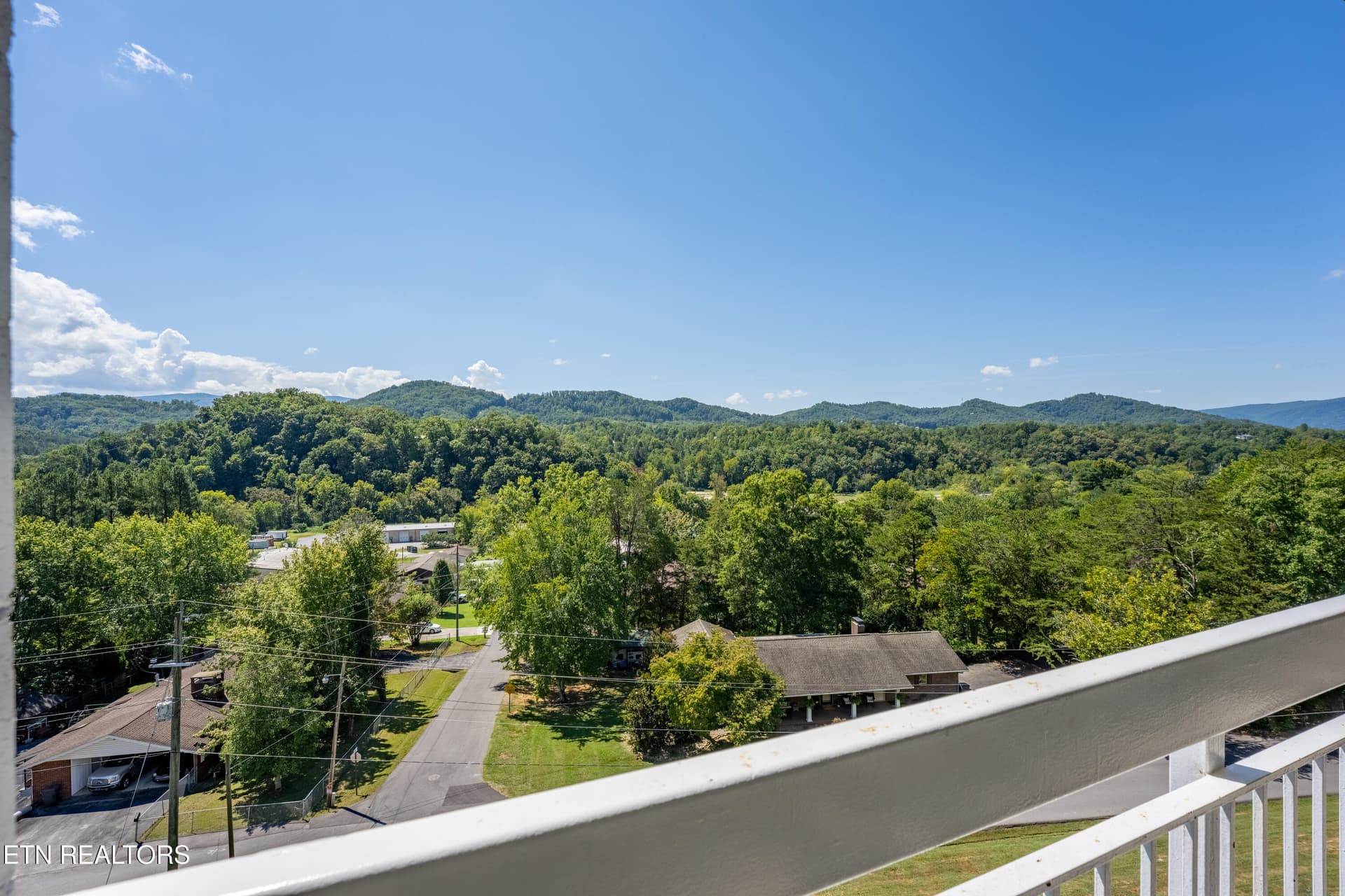 File 19 - 205 Ogle Drive 551, Pigeon Forge, TN 37863