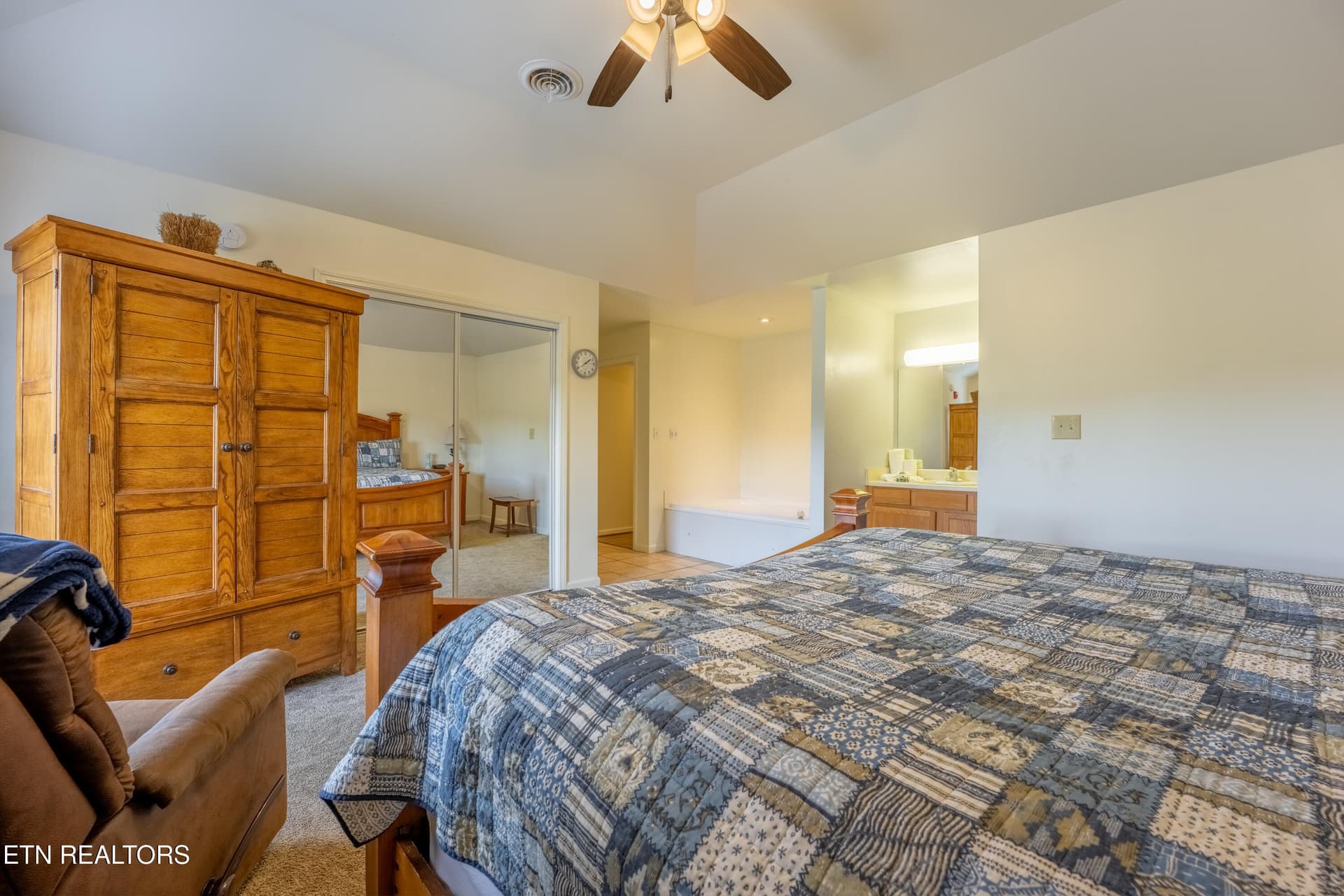 File 27 - 205 Ogle Drive 551, Pigeon Forge, TN 37863