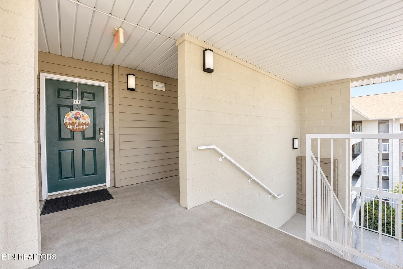 File 33 - 205 Ogle Drive 551, Pigeon Forge, TN 37863