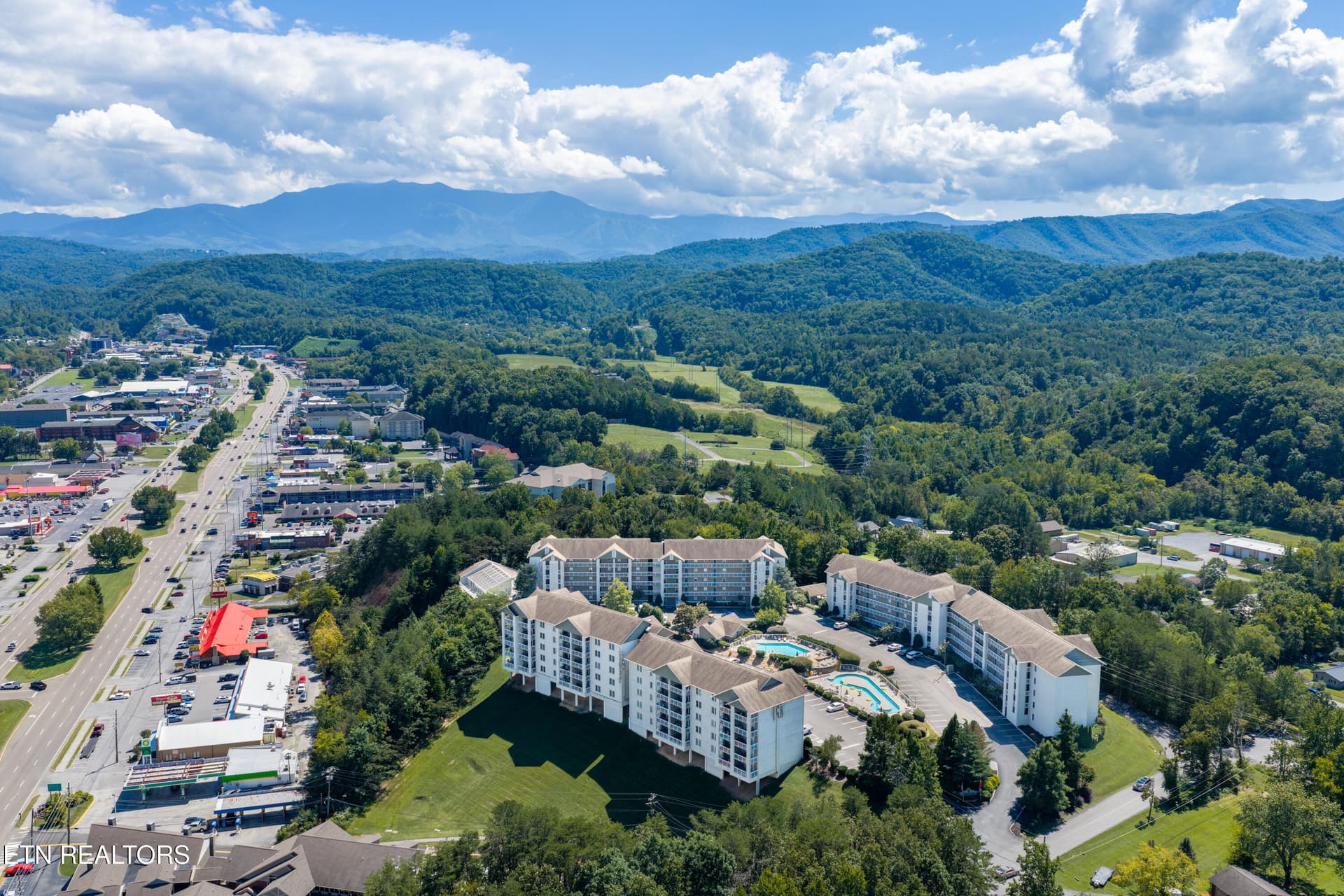 File 39 - 205 Ogle Drive 551, Pigeon Forge, TN 37863