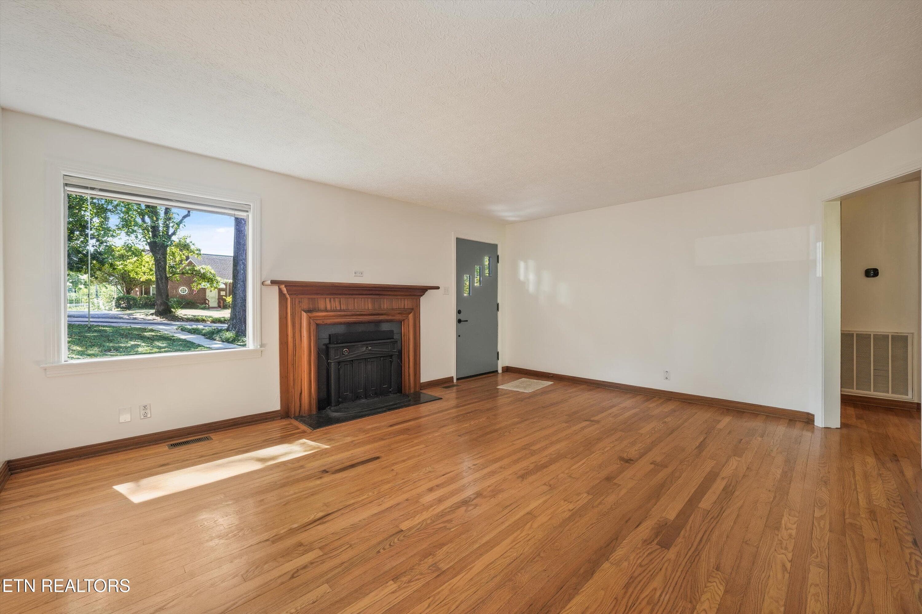 09-2837 Gaston Ave 26 - 2837 Gaston Ave, Knoxville, TN 37917, Knoxville