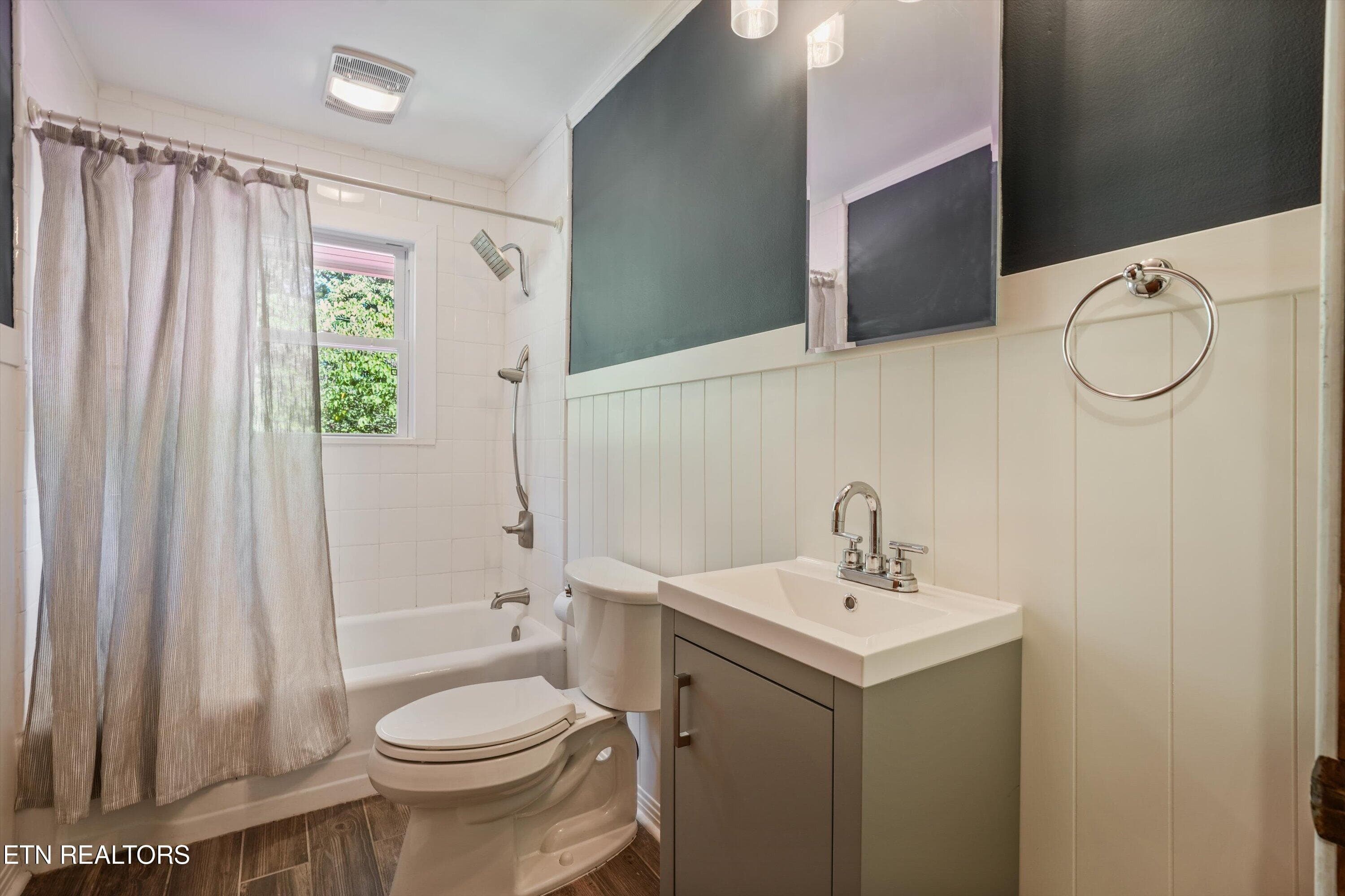 21-2837 Gaston Ave 38 - 2837 Gaston Ave, Knoxville, TN 37917, Knoxville