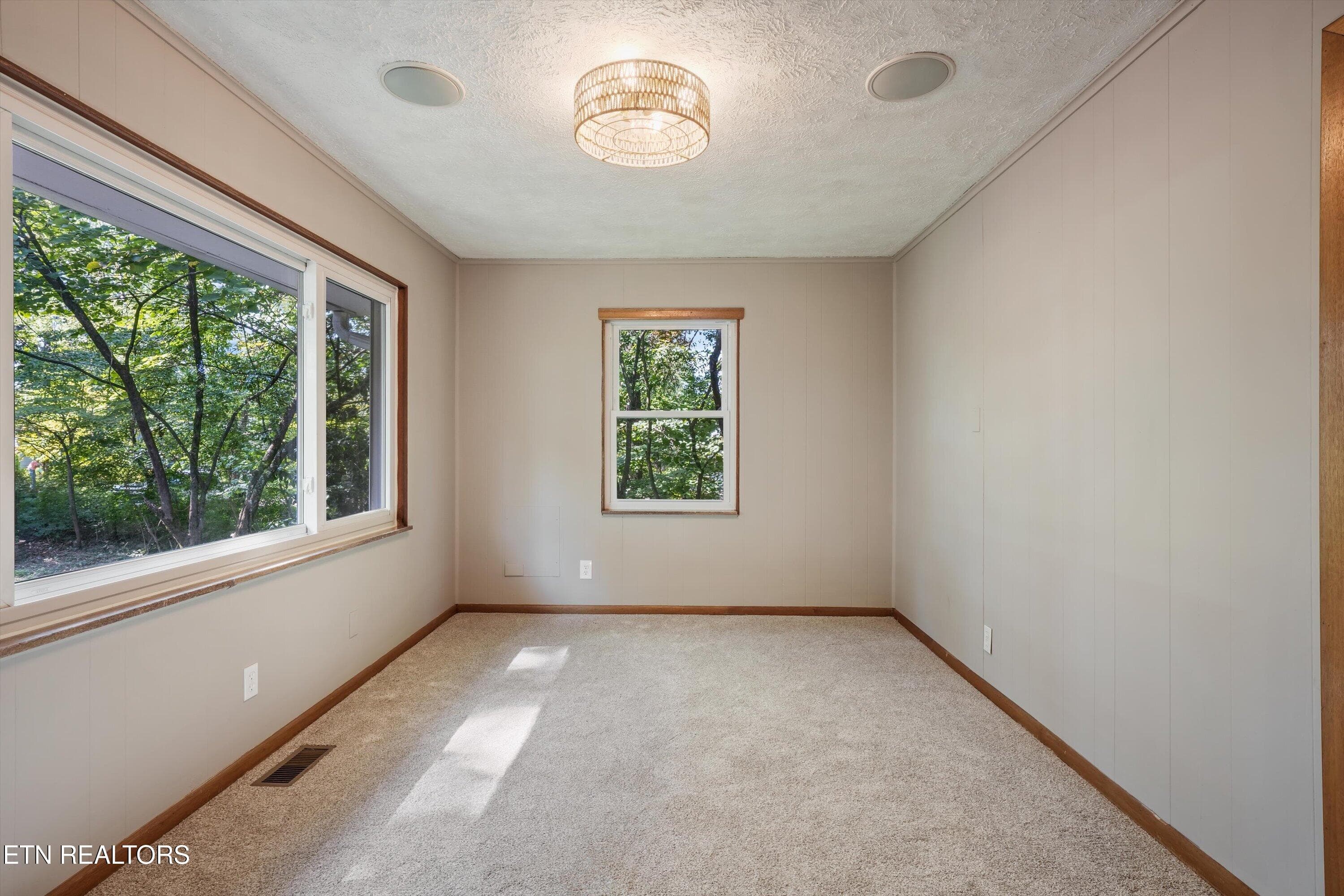 24-2837 Gaston Ave 41 - 2837 Gaston Ave, Knoxville, TN 37917, Knoxville