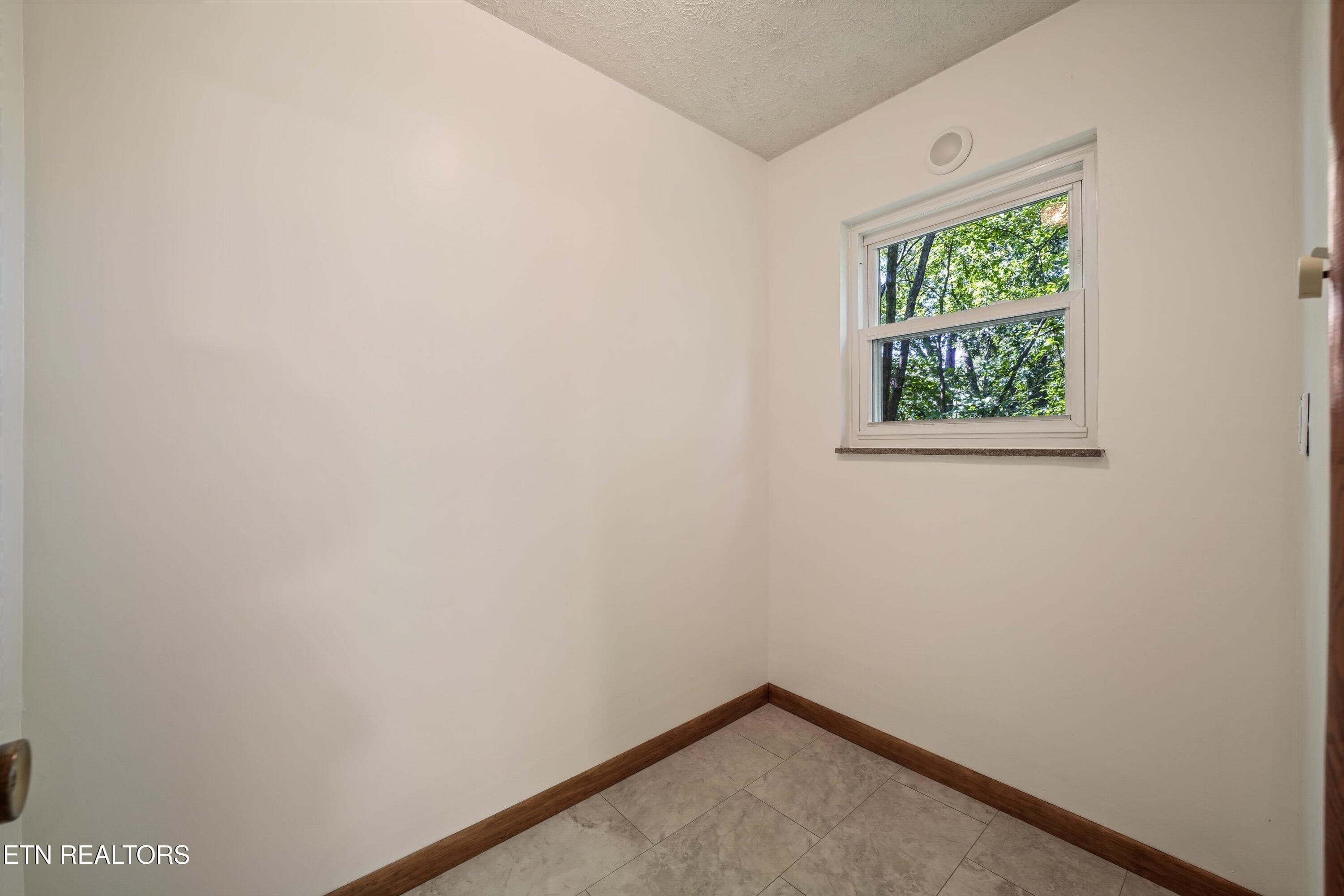 30-2837 Gaston Ave 47 - 2837 Gaston Ave, Knoxville, TN 37917, Knoxville