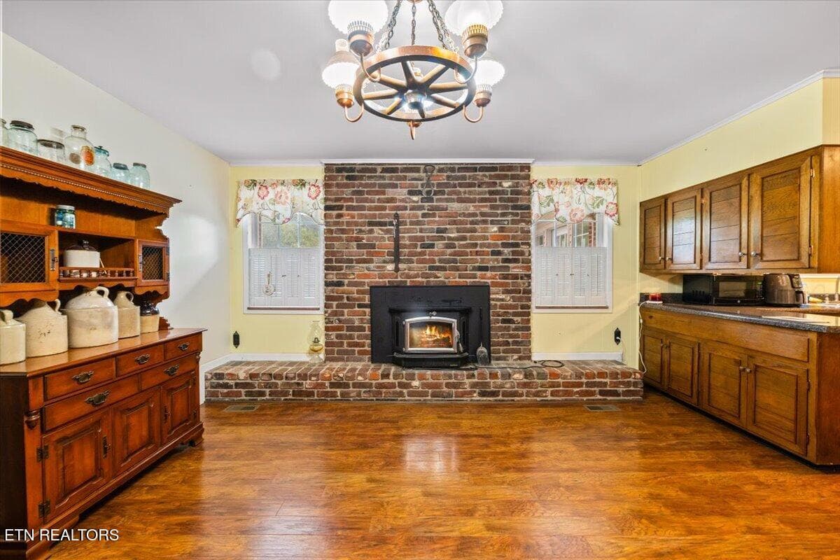 20-531 S Florence Ave - 531 S Florence Ave, Jellico, TN 37762, Jellico