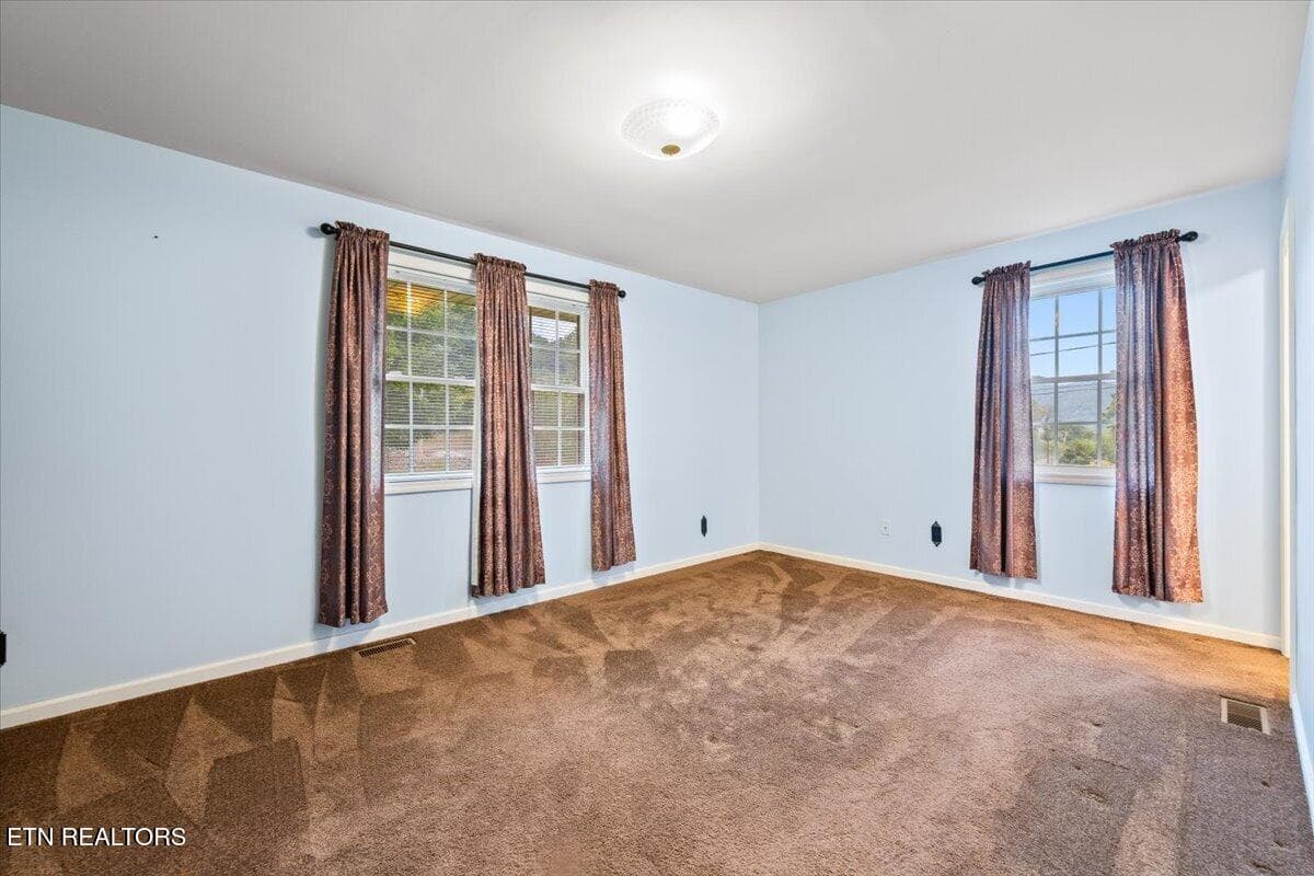 41-531 S Florence Ave - 531 S Florence Ave, Jellico, TN 37762, Jellico