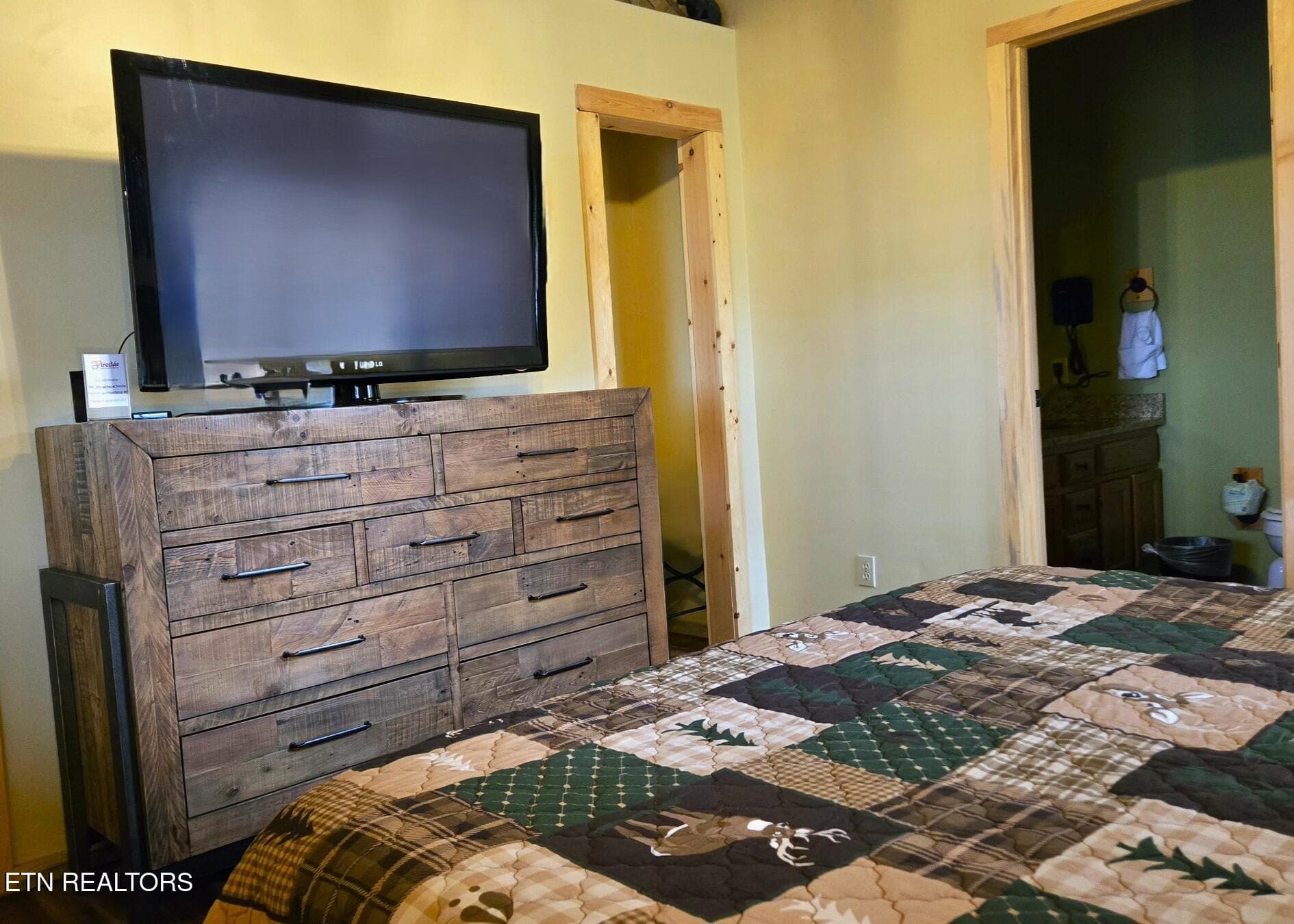 905 Sunrise Blvd Bed 2gg 3 2026 - 905 Sunrise Blvd, Sevierville, TN 37862
